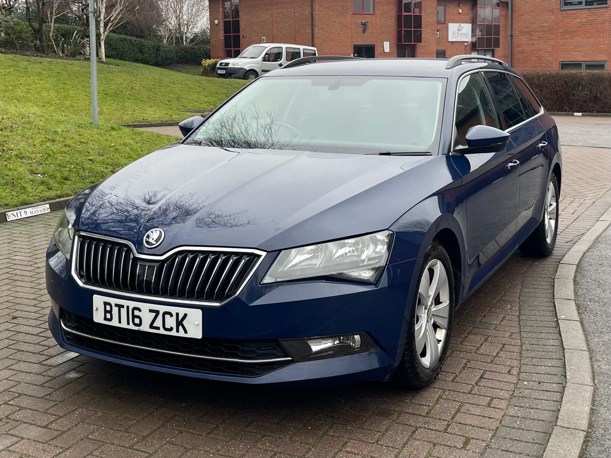 Skoda Superb - Image 5