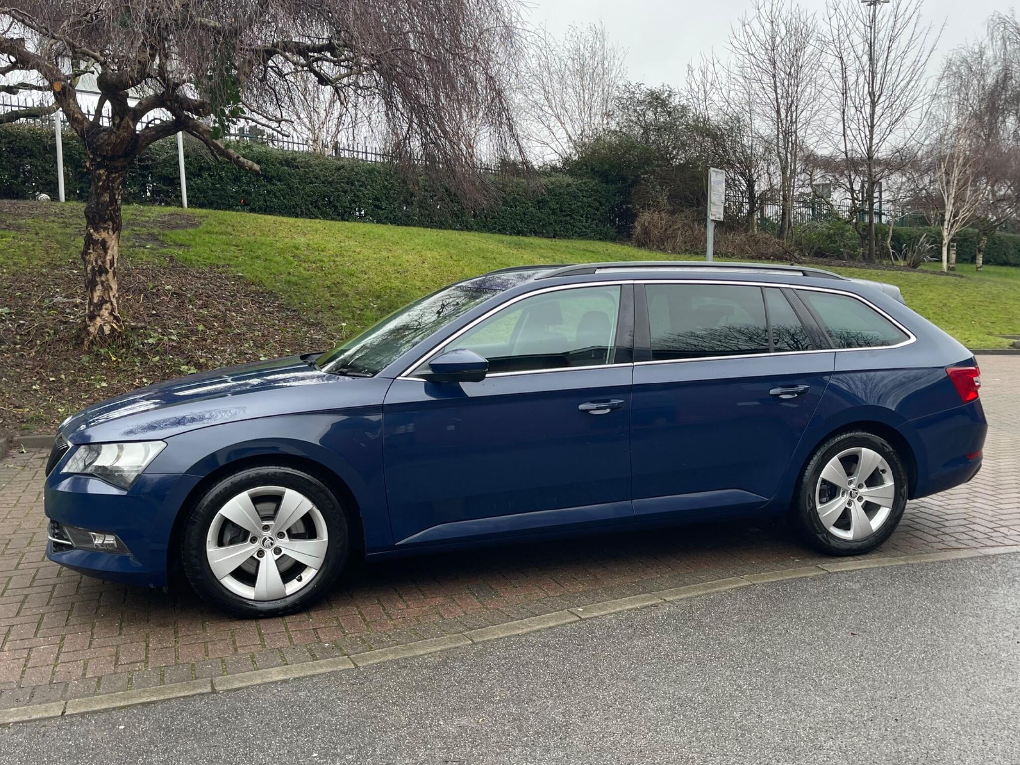 Skoda Superb - Image 8