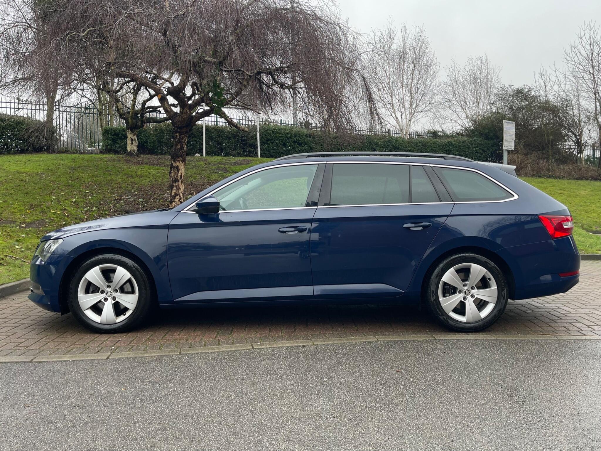 Skoda Superb - Image 9