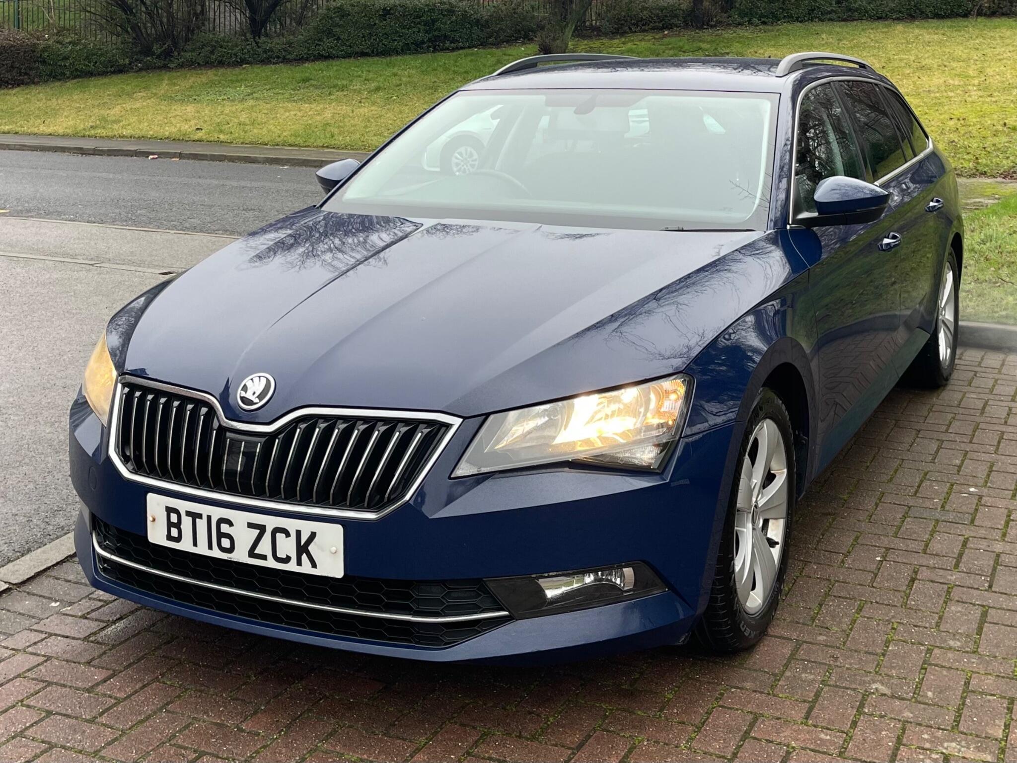 Skoda Superb - Image 21