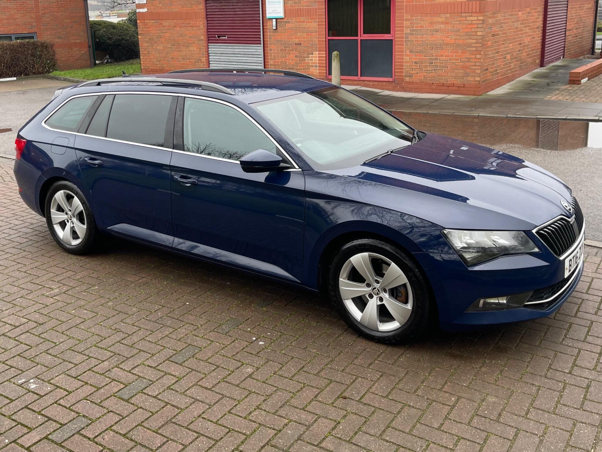 Skoda Superb - Image 23