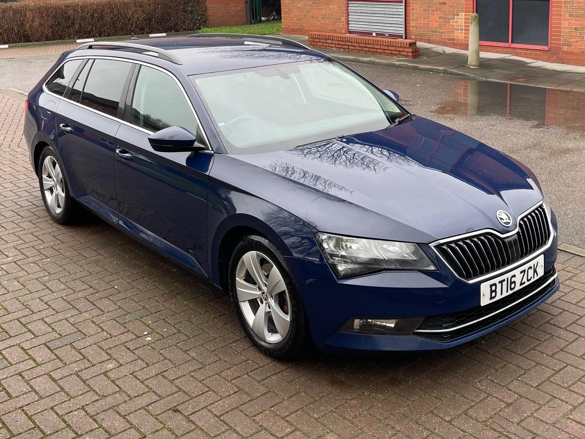 Skoda Superb - Image 24