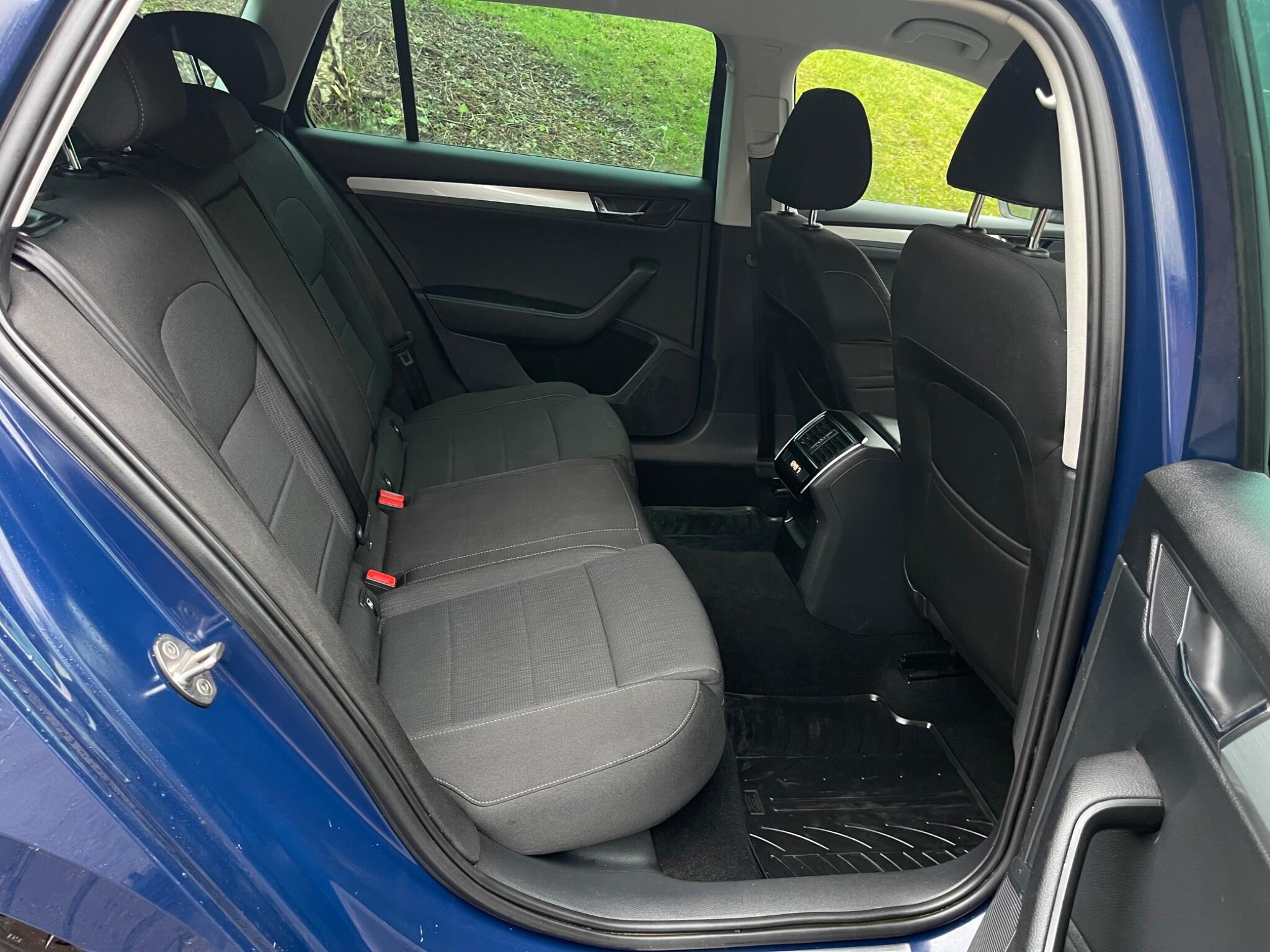 Skoda Superb - Image 30