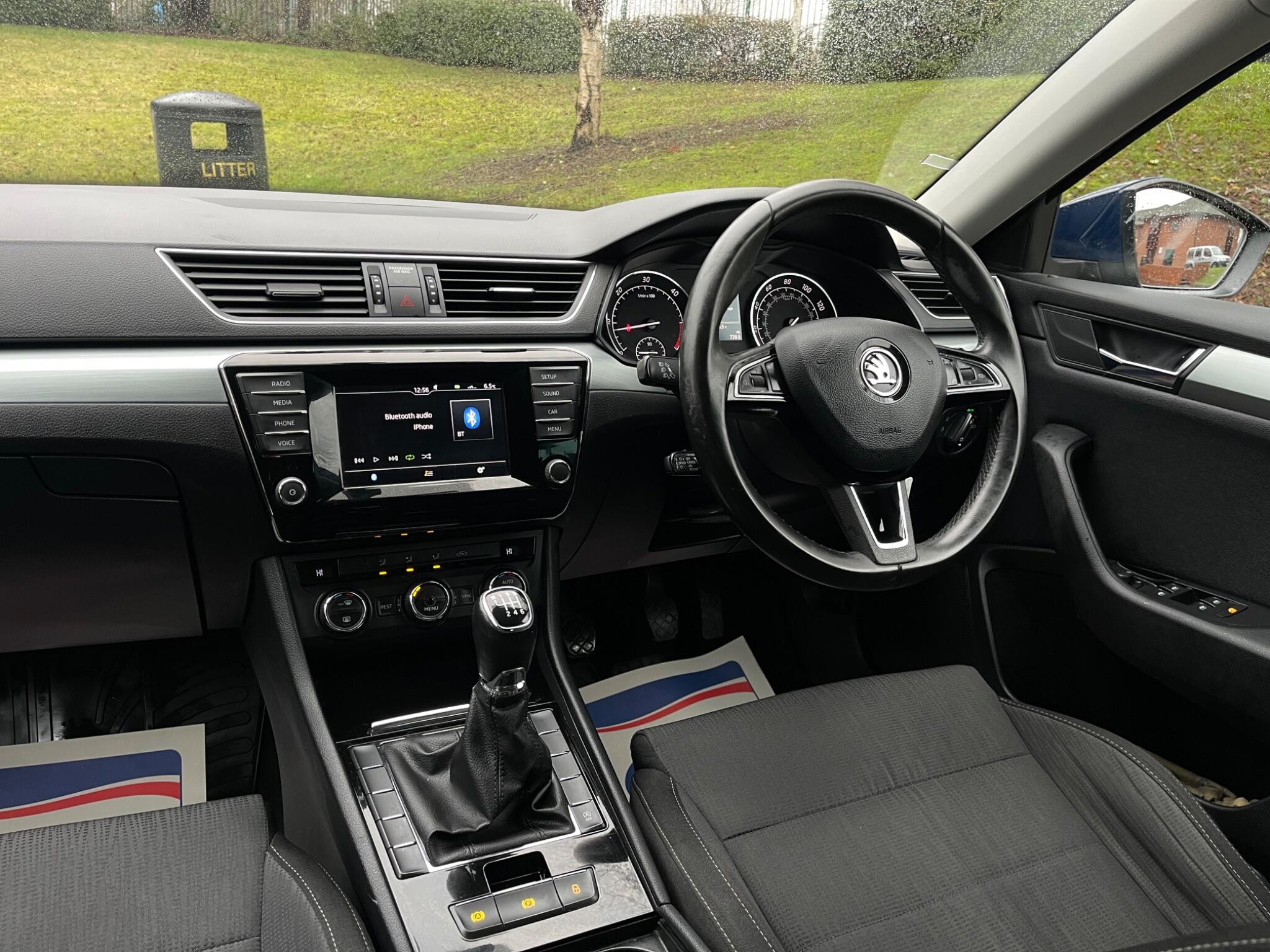Skoda Superb - Image 38