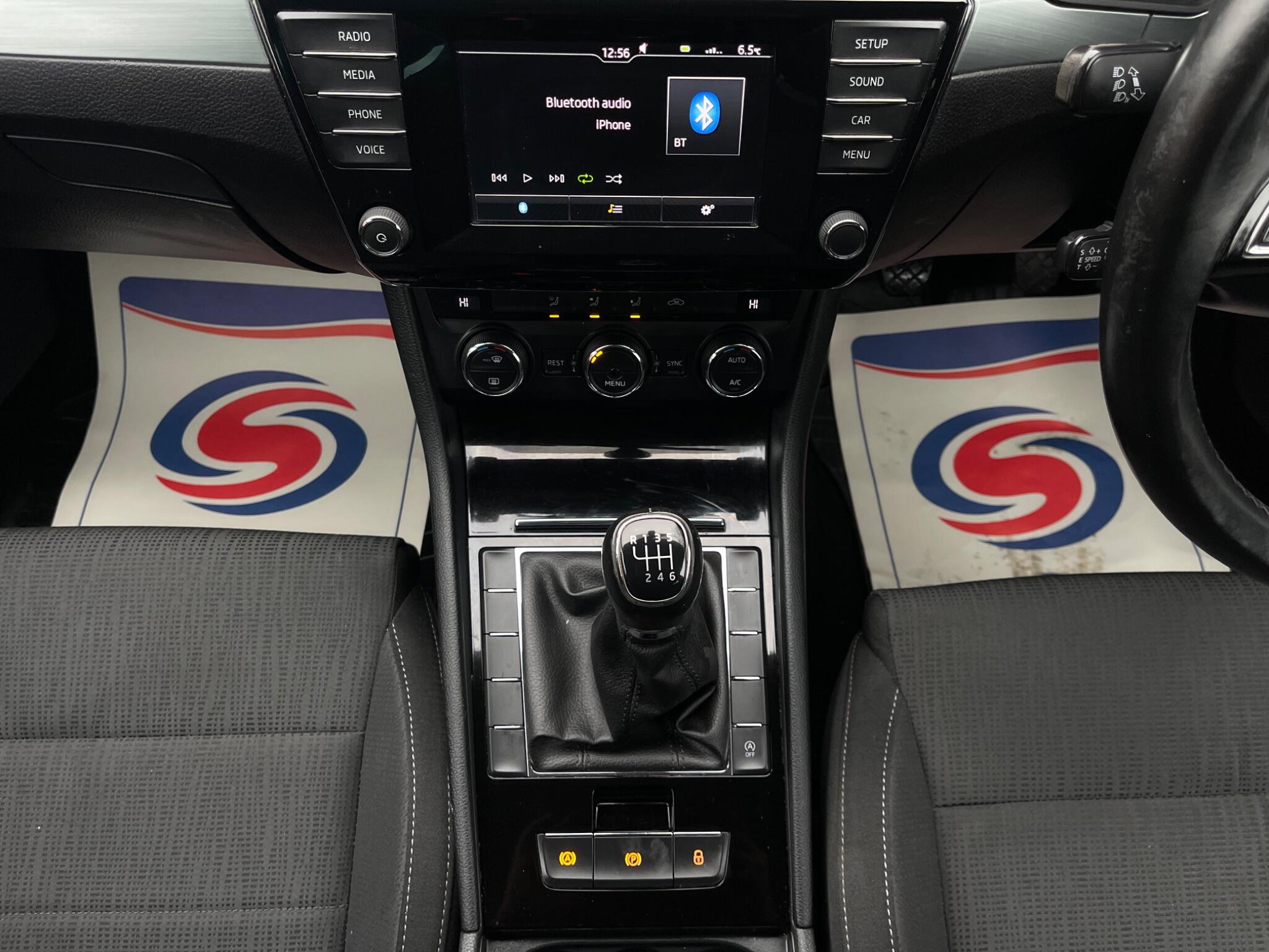 Skoda Superb - Image 41