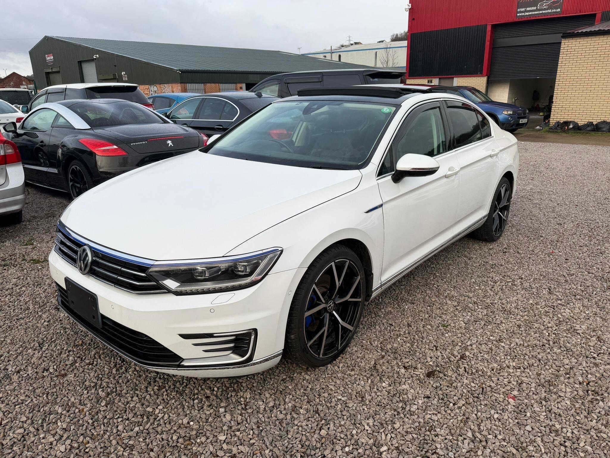 Volkswagen Passat - Image 3