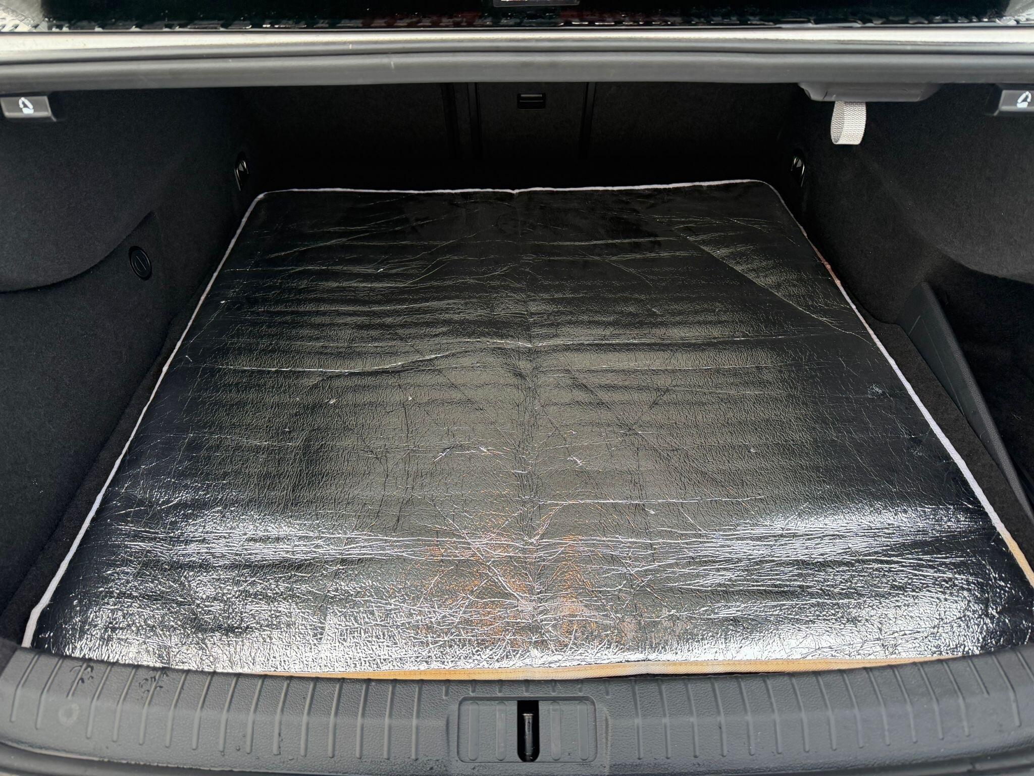 Volkswagen Passat - Image 17