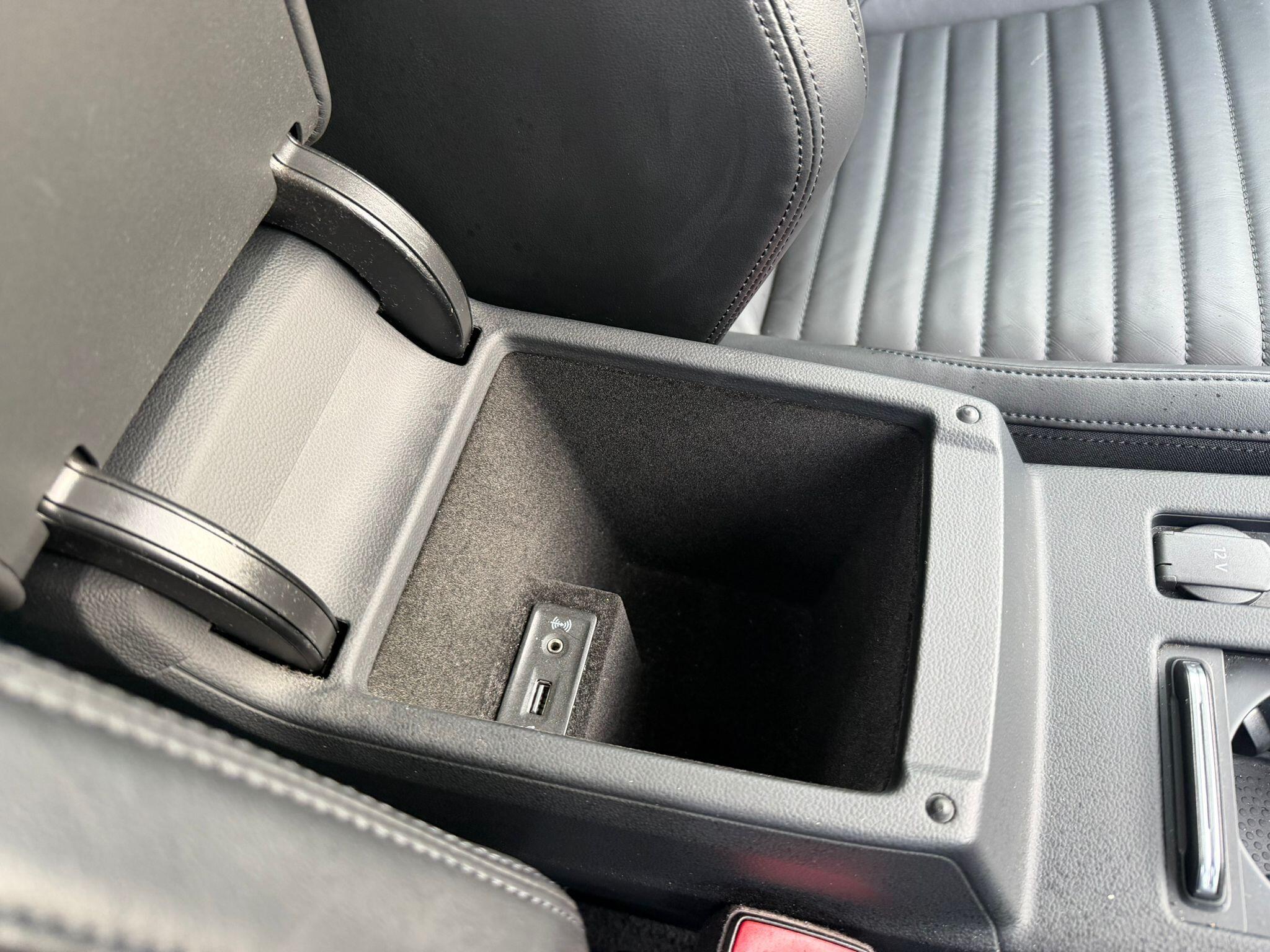 Volkswagen Passat - Image 36