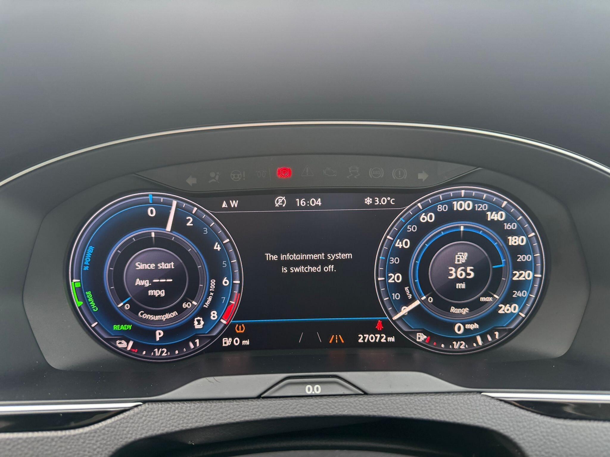 Volkswagen Passat - Image 43