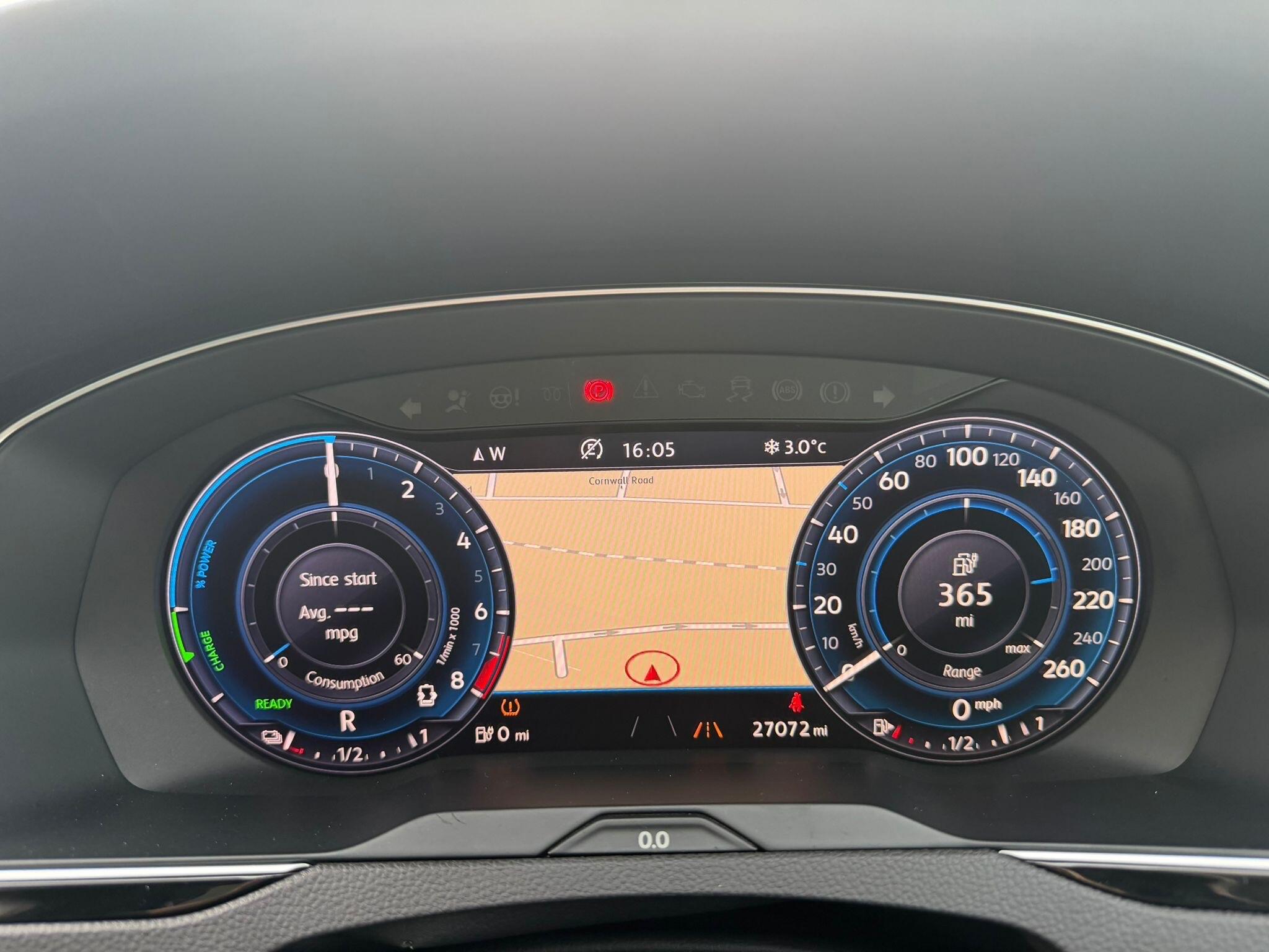 Volkswagen Passat - Image 44