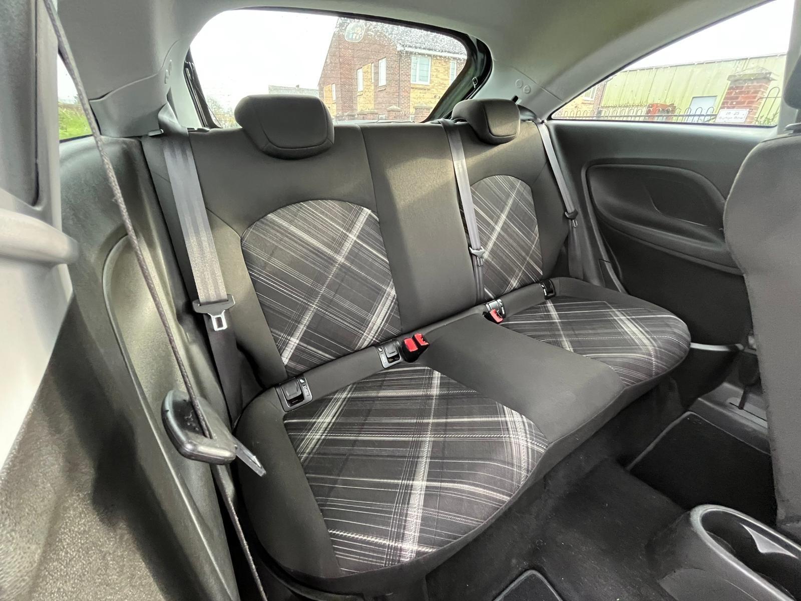 Vauxhall Corsa - Image 10