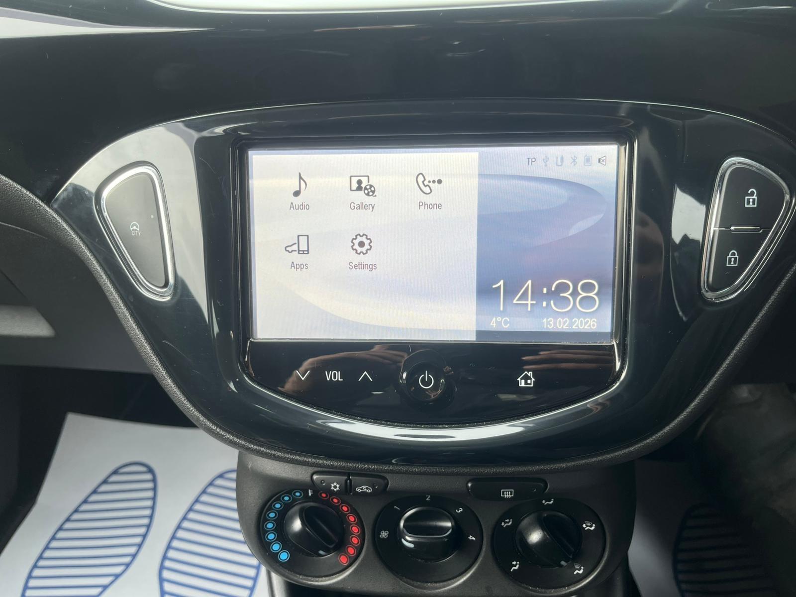 Vauxhall Corsa - Image 17