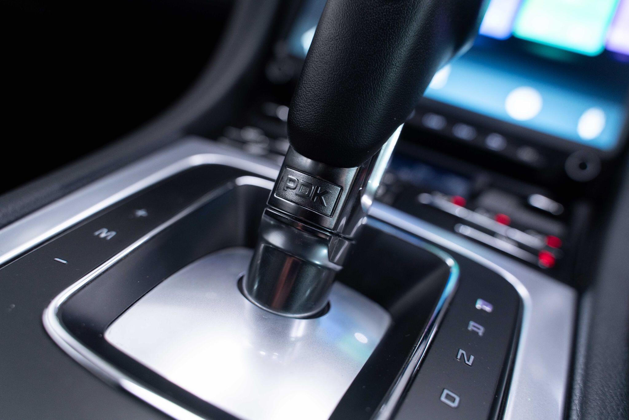 Porsche Cayman - Image 9