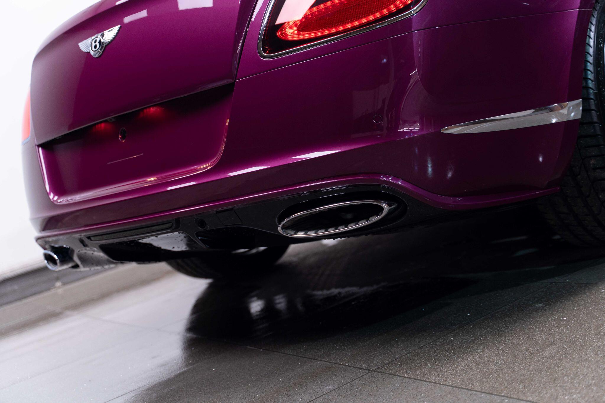 Bentley Continental - Image 36