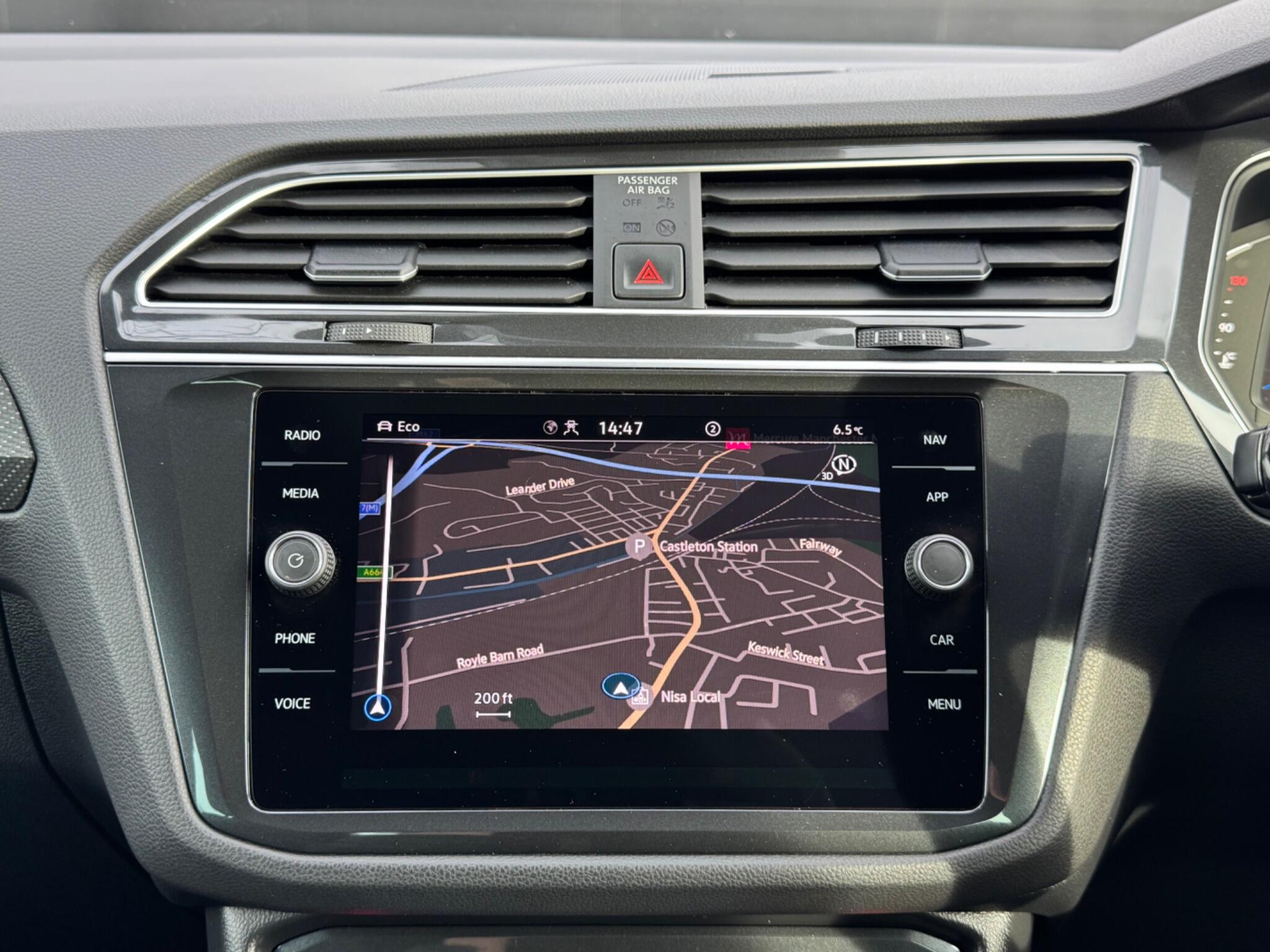 Volkswagen Tiguan - Image 36