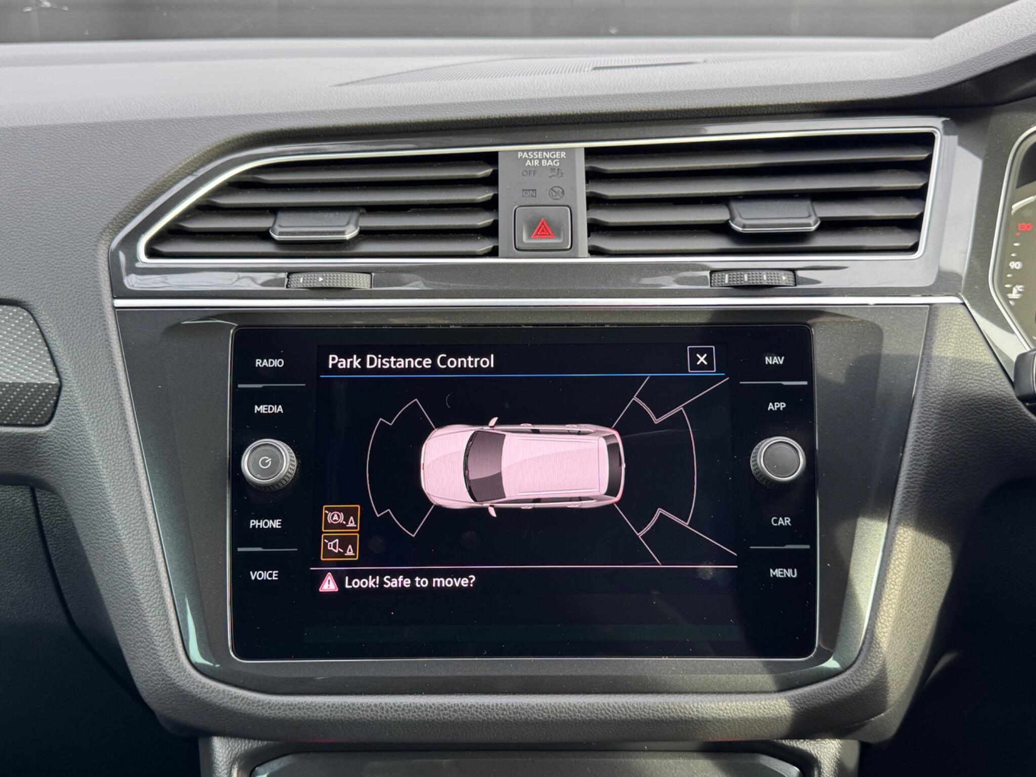 Volkswagen Tiguan - Image 39
