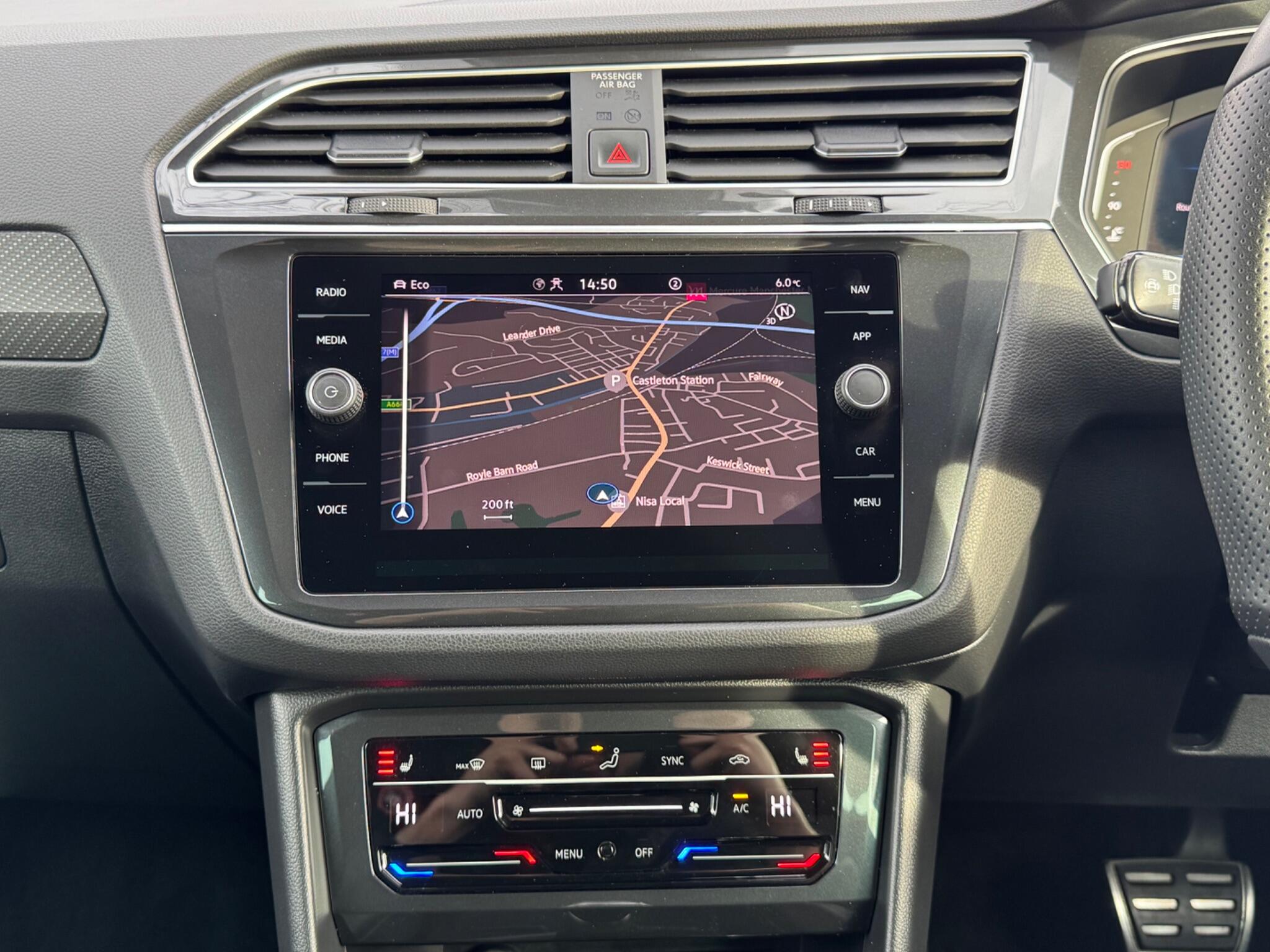 Volkswagen Tiguan - Image 46