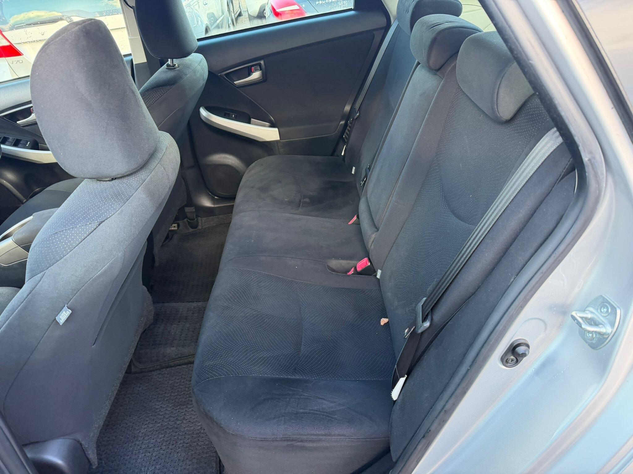 Toyota Prius - Image 14