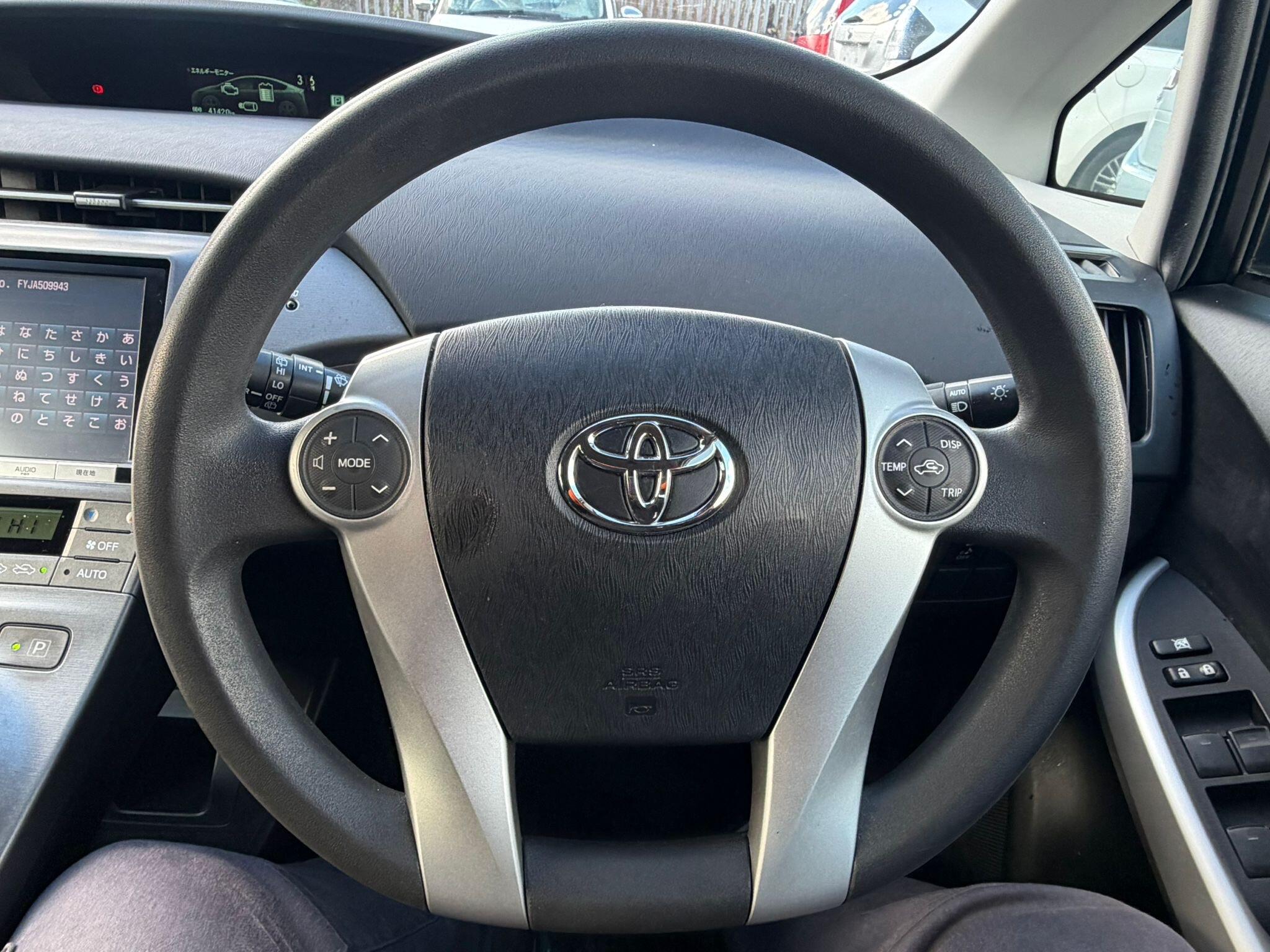 Toyota Prius - Image 18