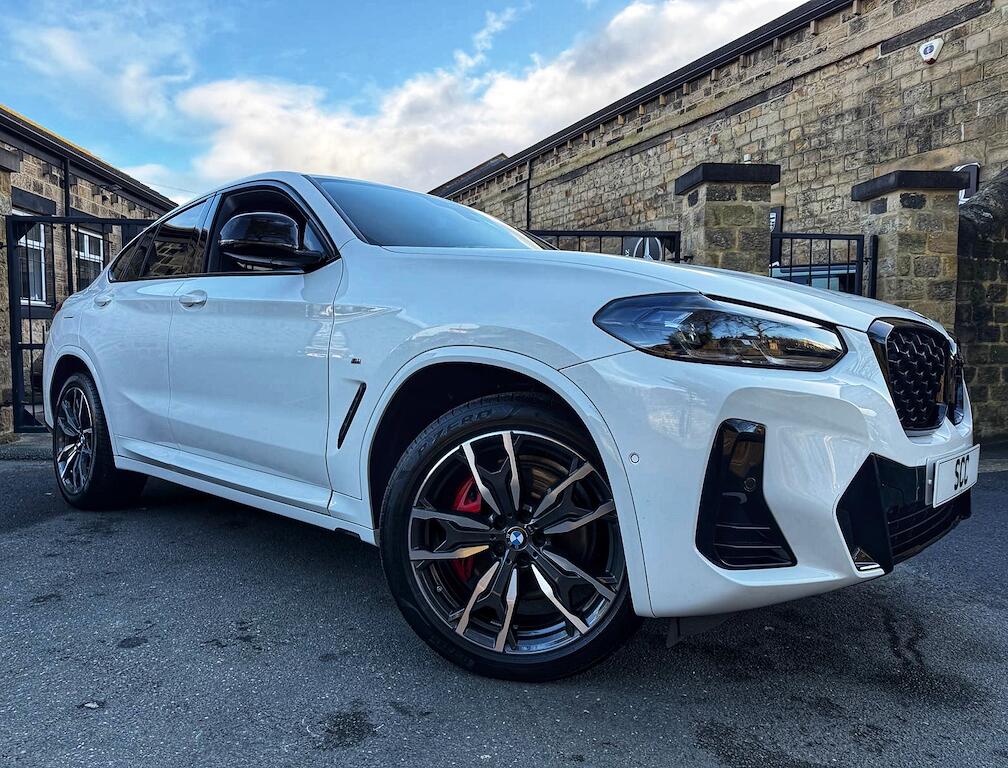 BMW X4 - Image 2