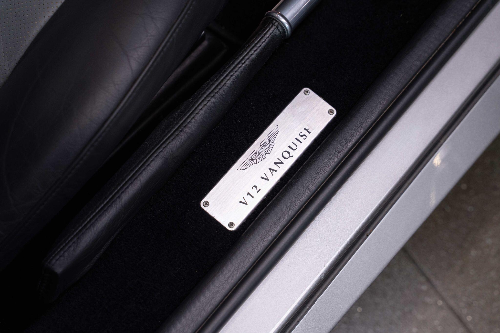 Aston Martin Vanquish - Image 30