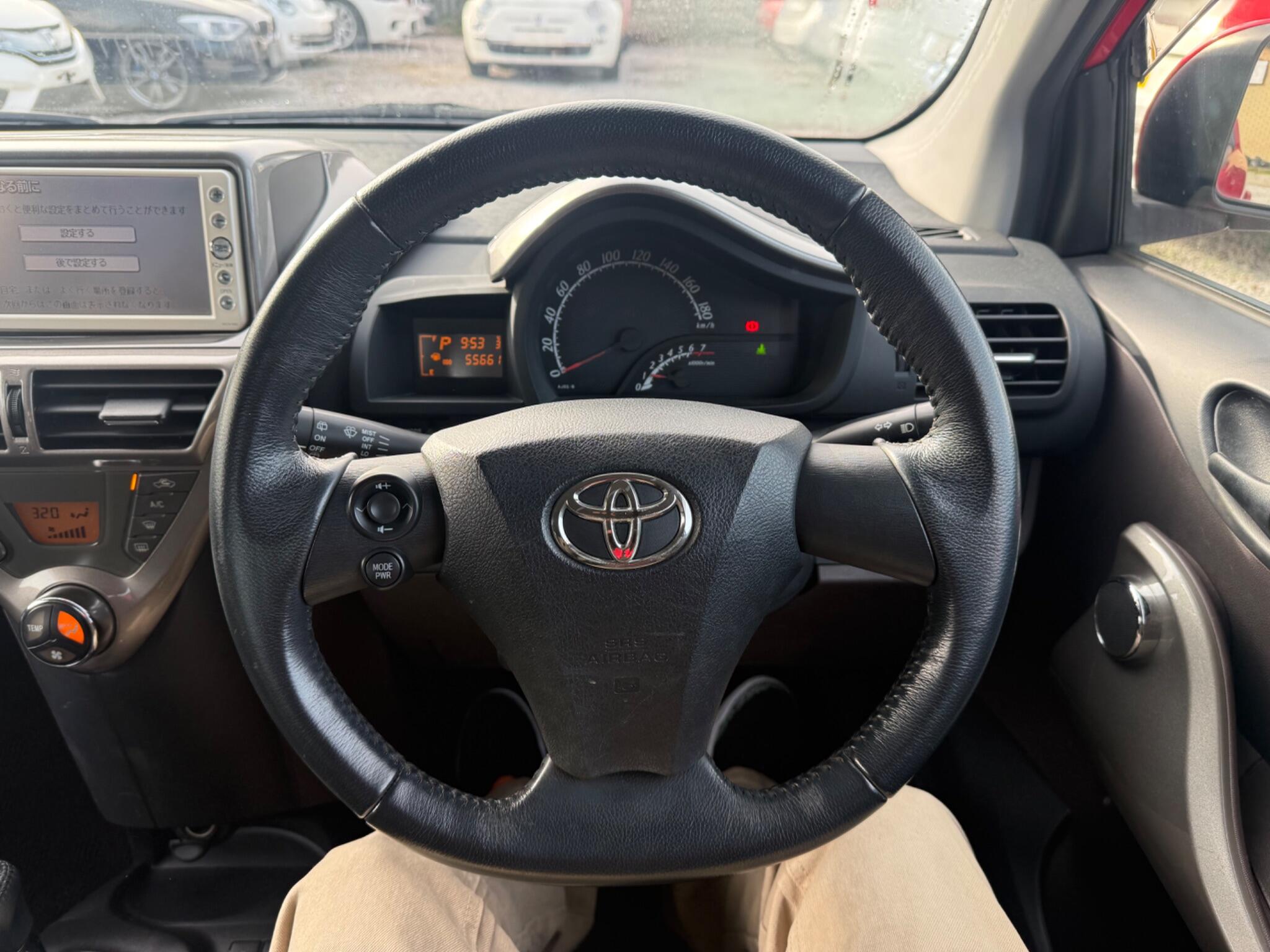 Toyota iQ - Image 15