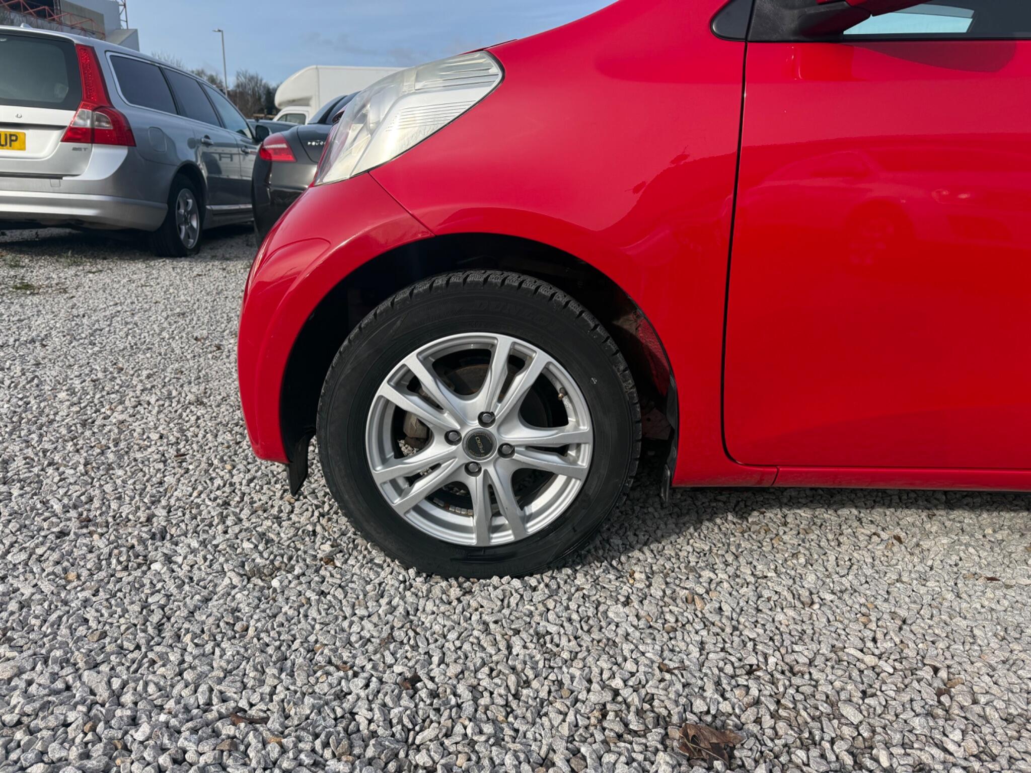 Toyota iQ - Image 24