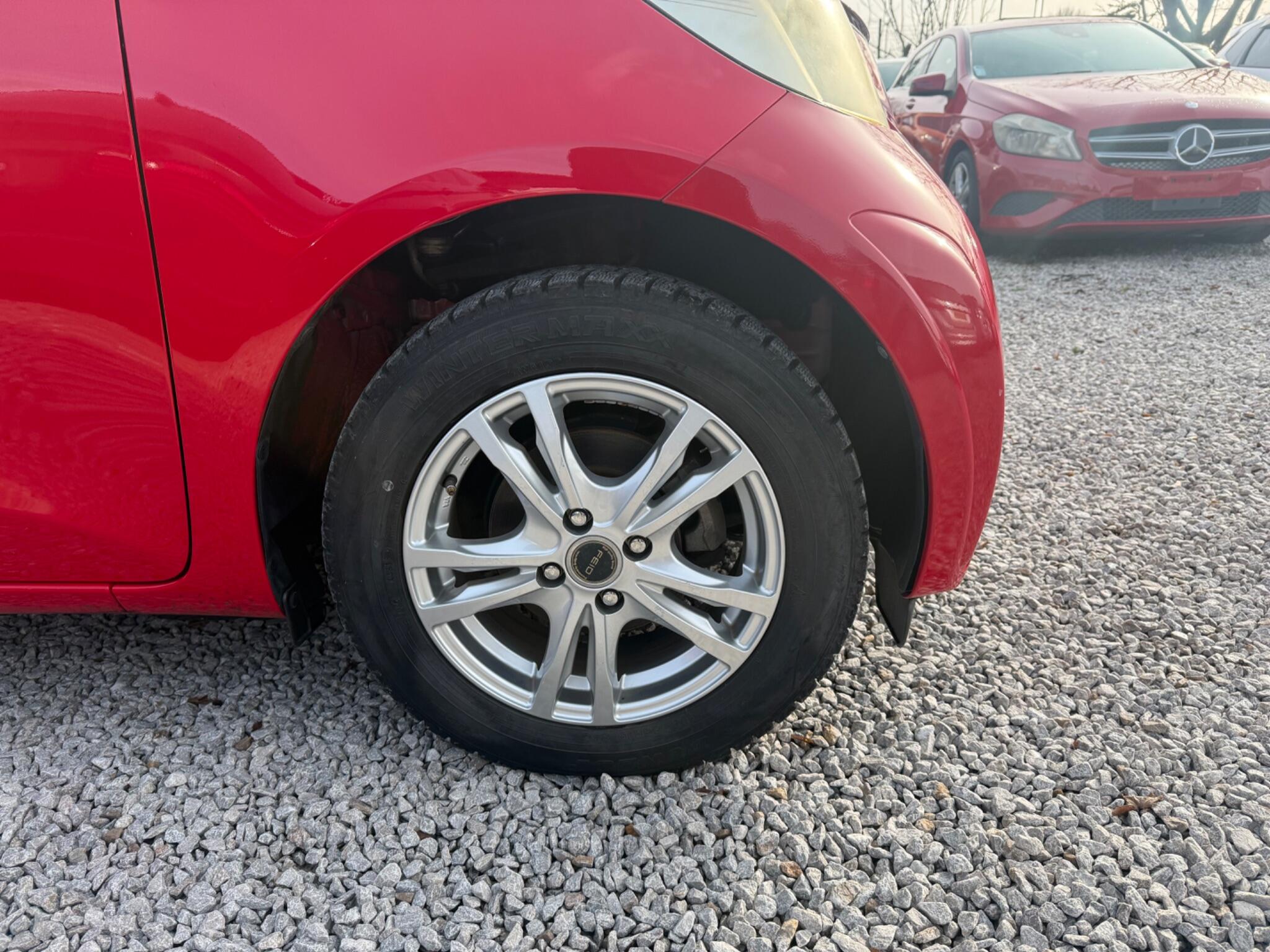 Toyota iQ - Image 25