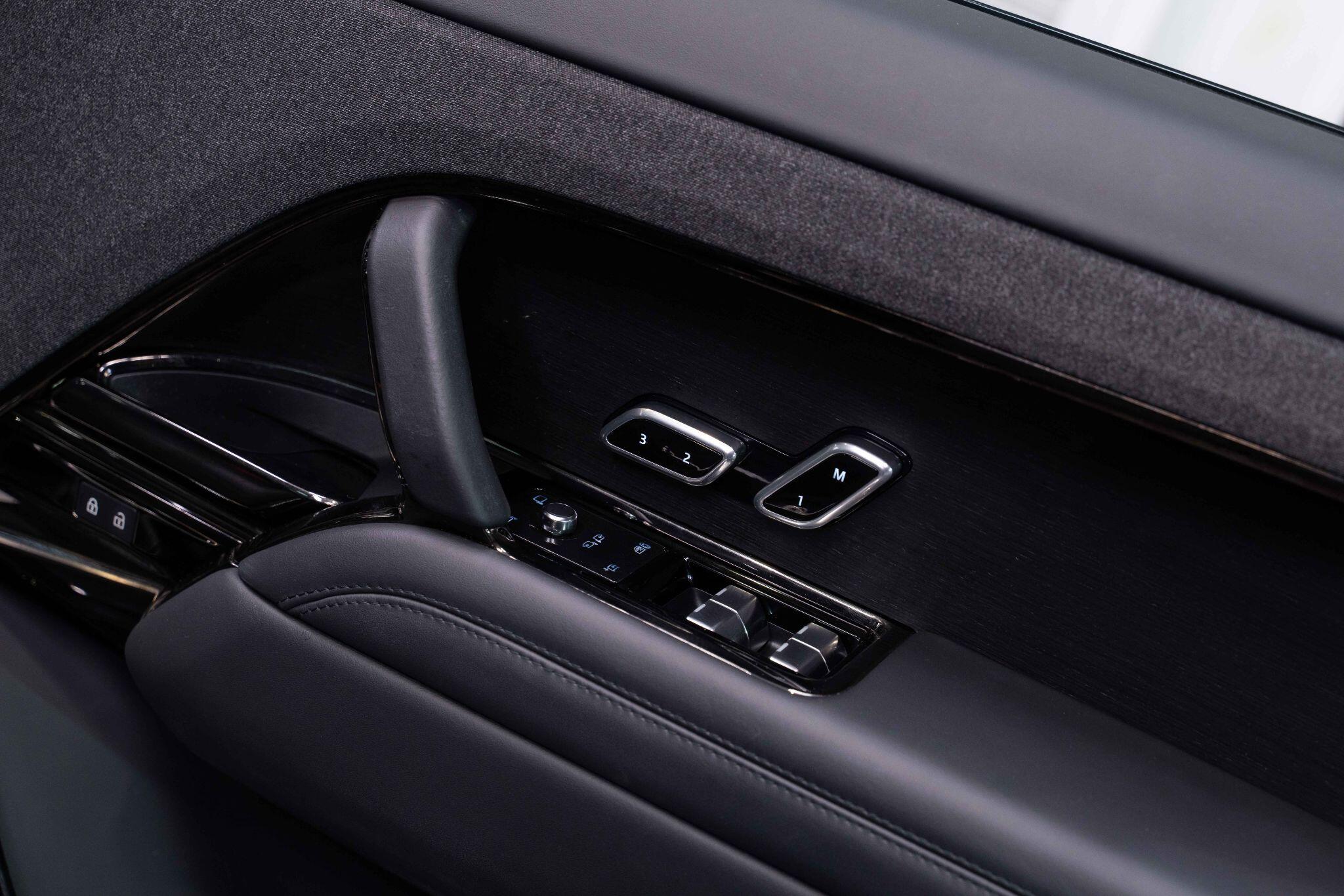 Land Rover RANGE ROVER SPORT - Image 16