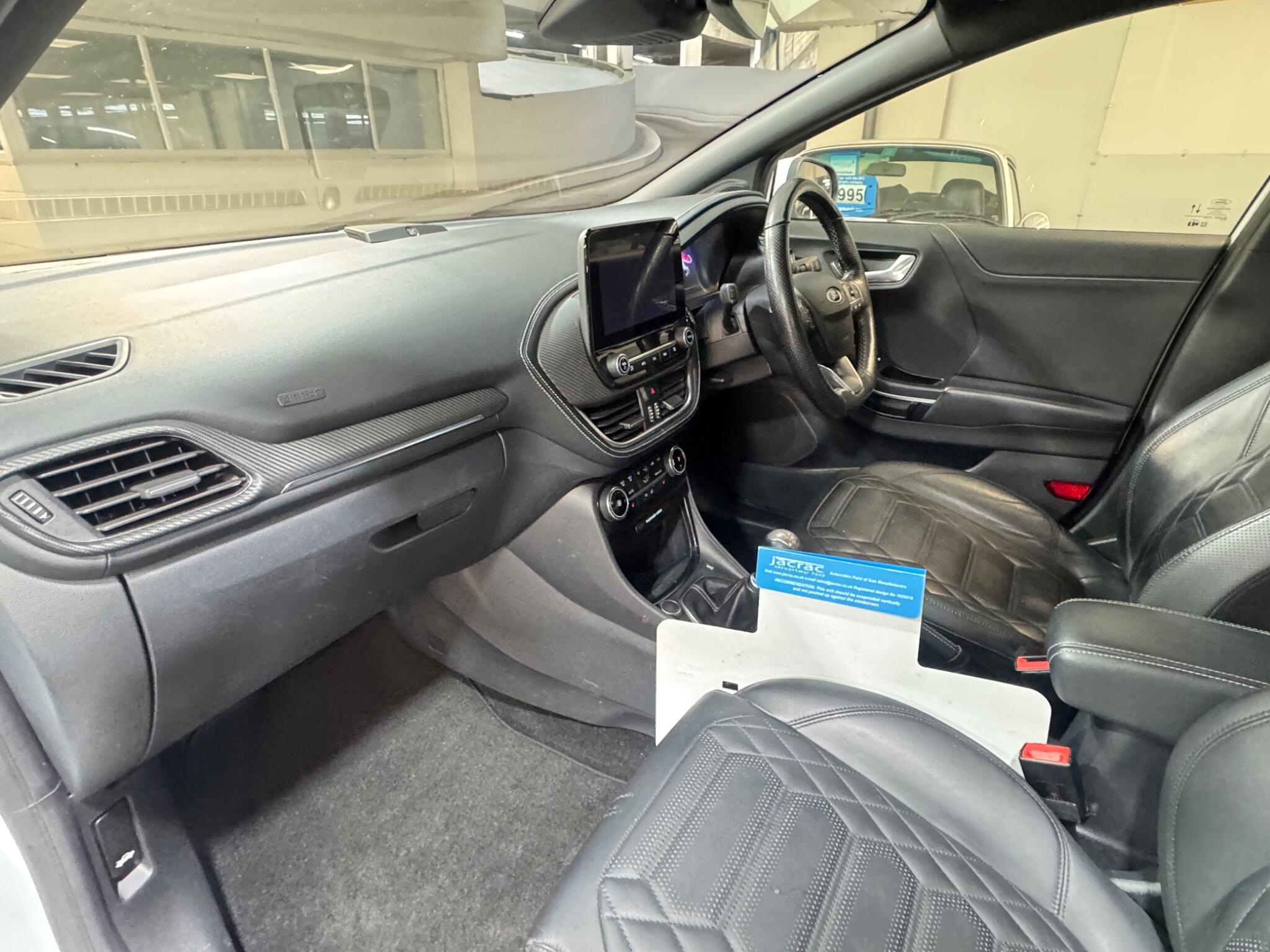 Ford Puma - Image 11