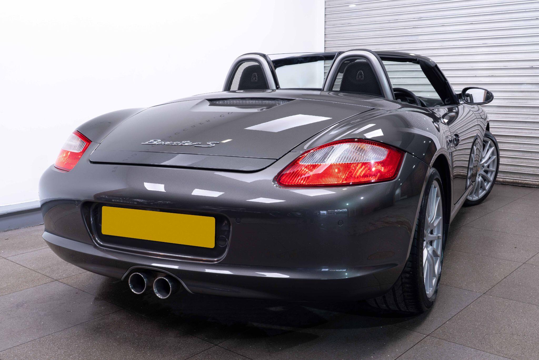 Porsche Boxster - Image 8