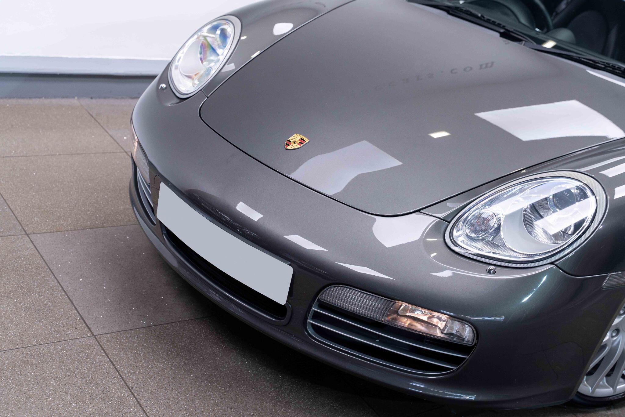 Porsche Boxster - Image 29