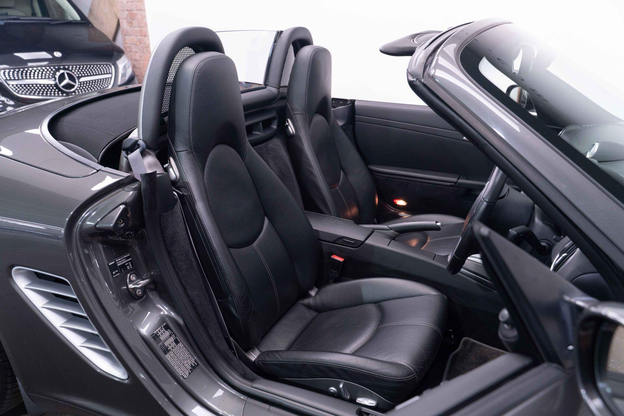 Porsche Boxster - Image 37