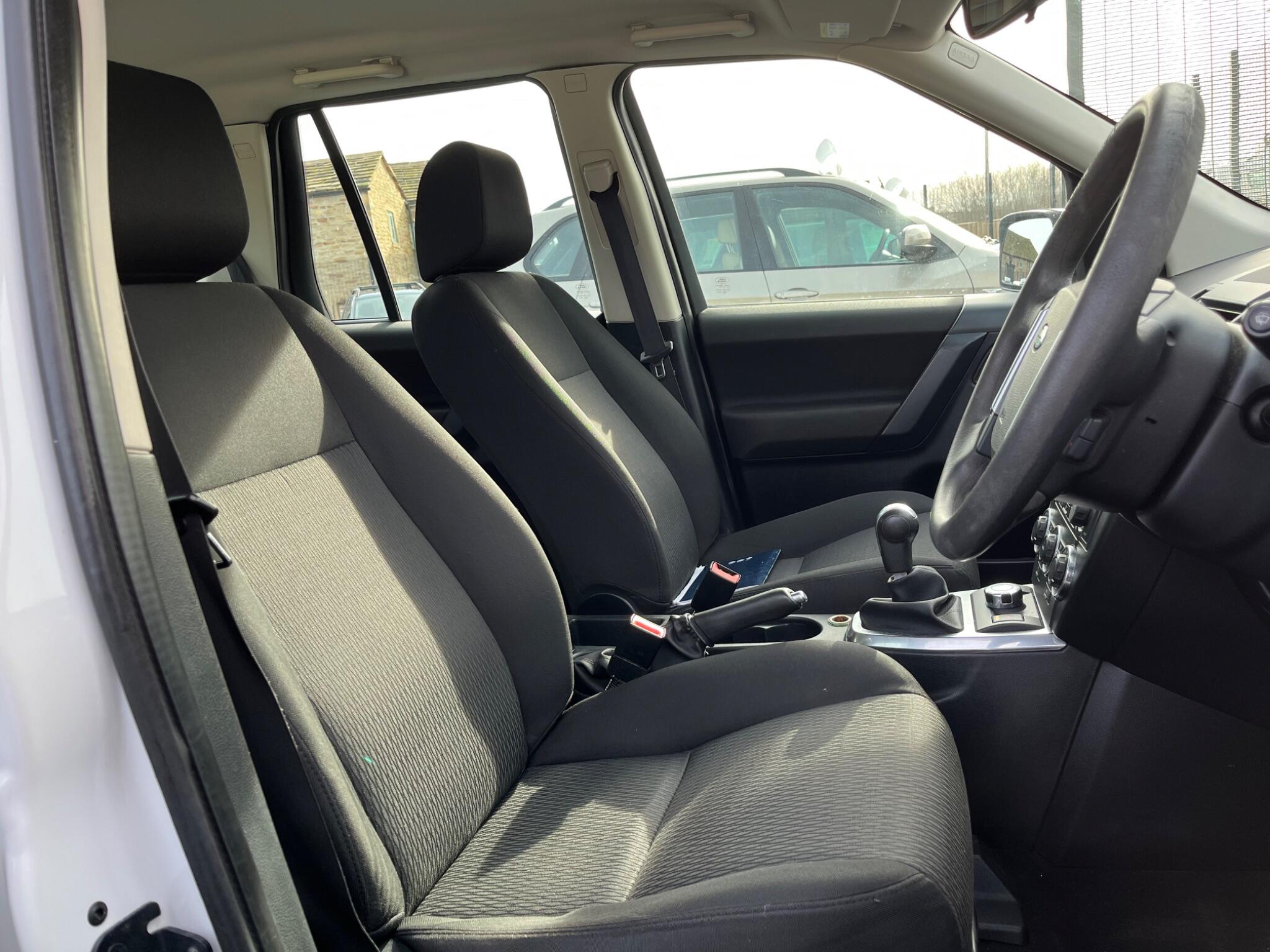 Land Rover Freelander 2 - Image 11