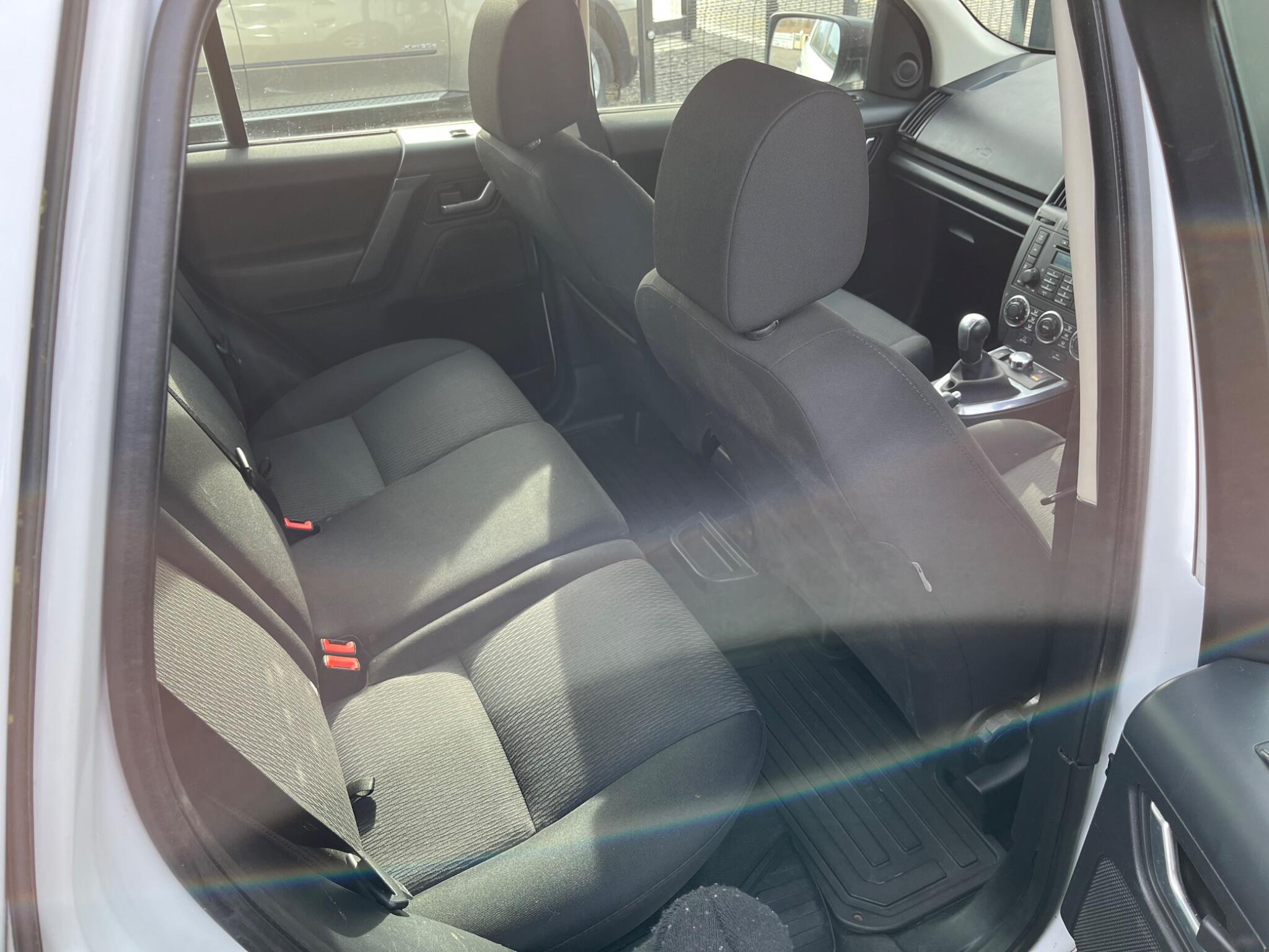Land Rover Freelander 2 - Image 15