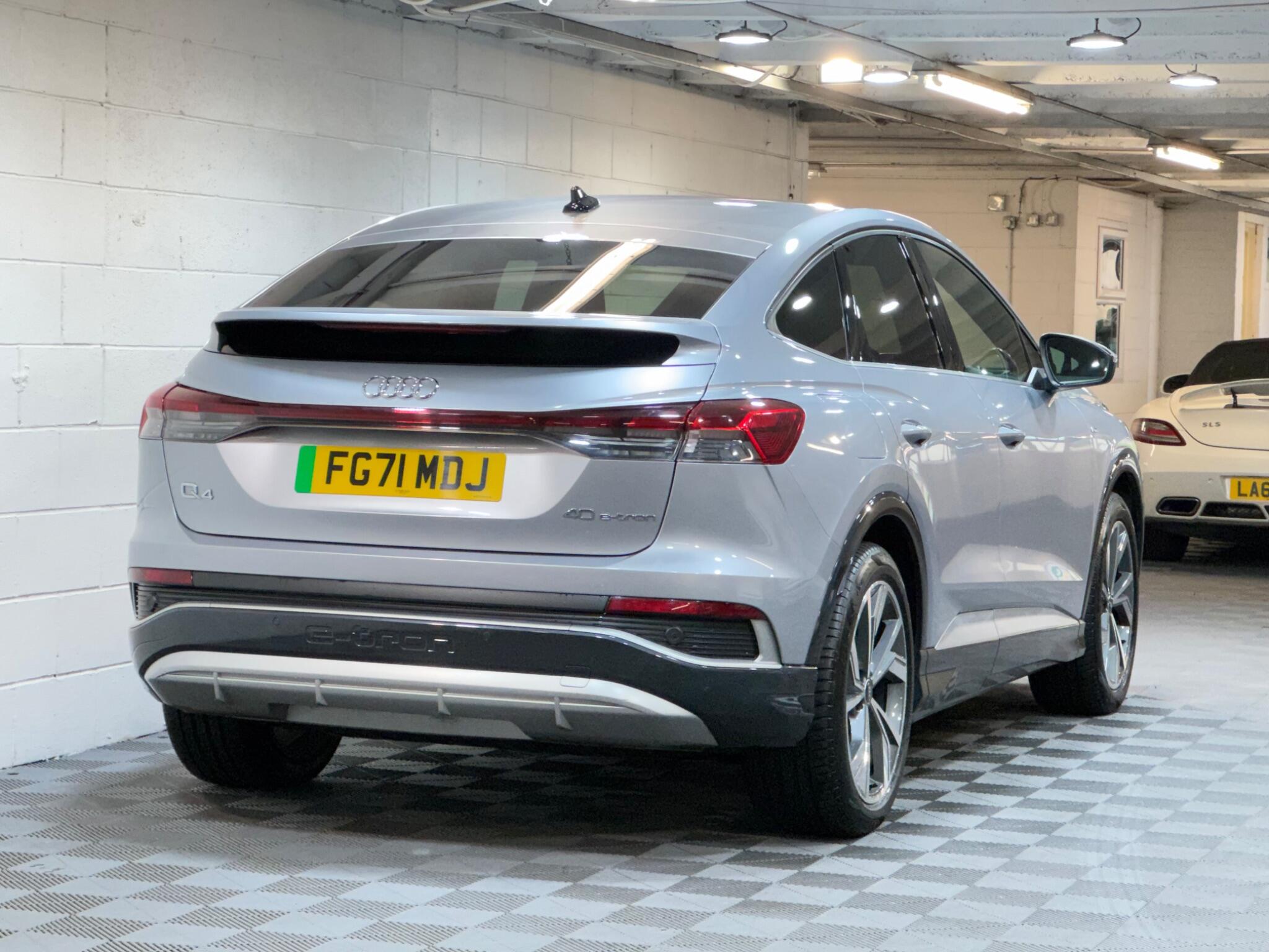 Audi Q4 E-Tron - Image 4