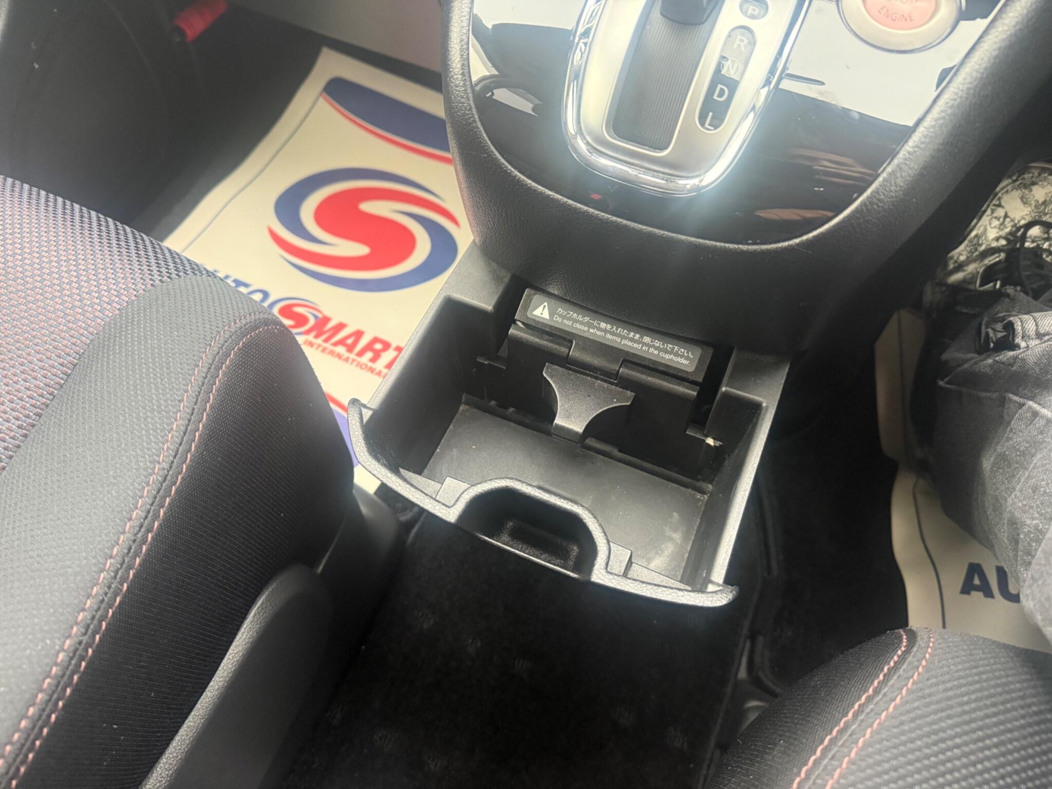 Nissan Serena - Image 24