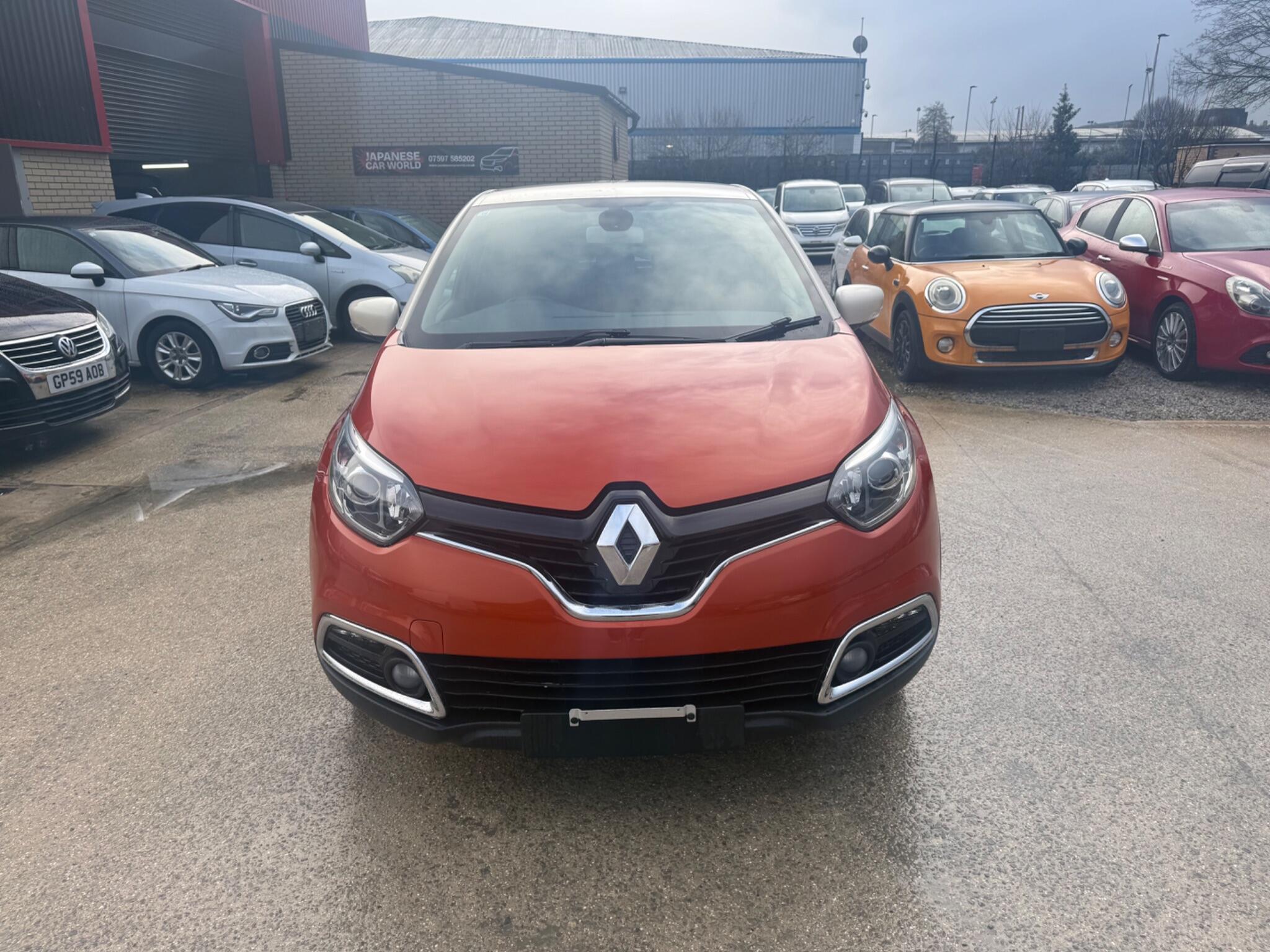 Renault Captur - Image 2