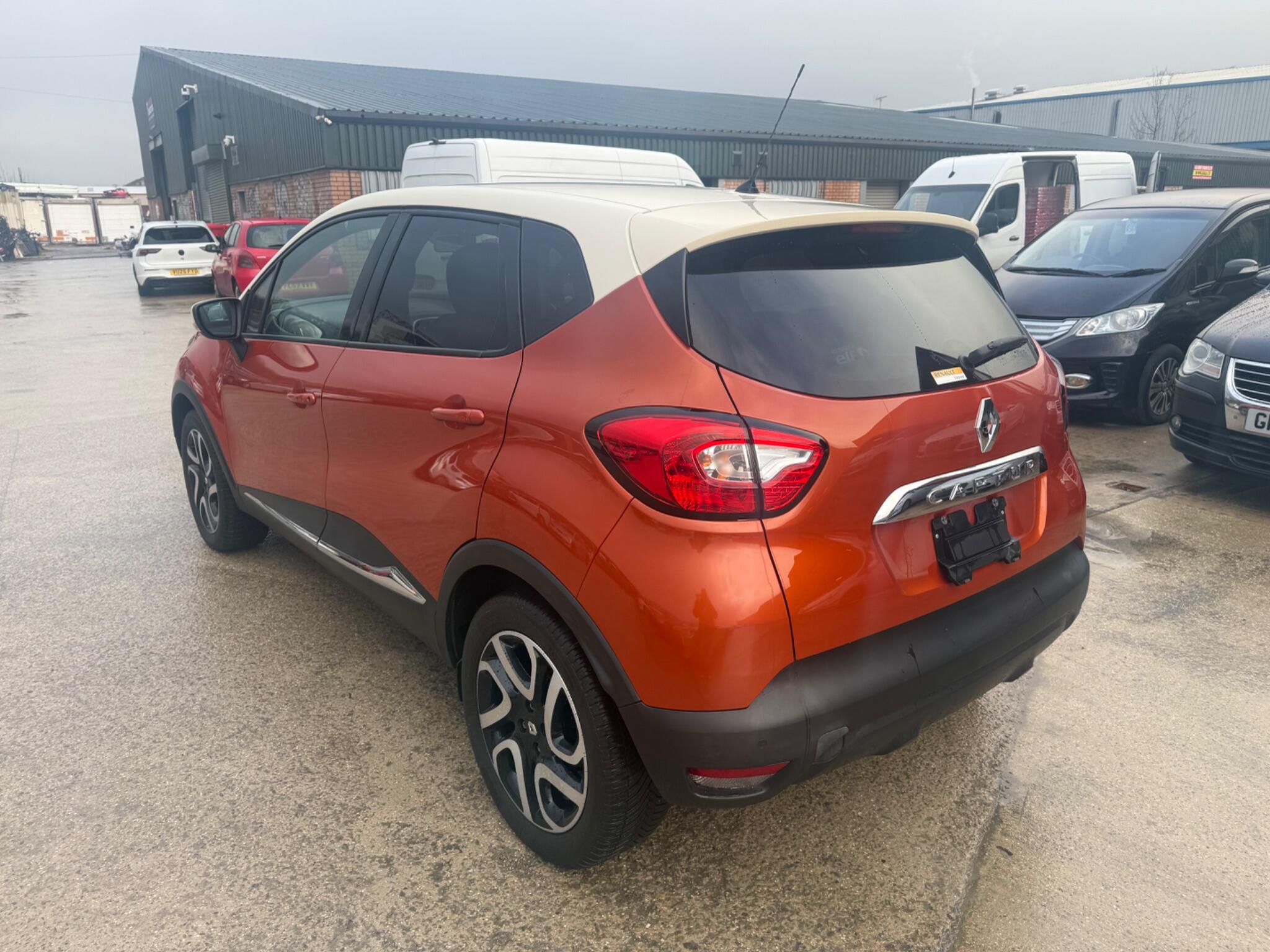 Renault Captur - Image 4