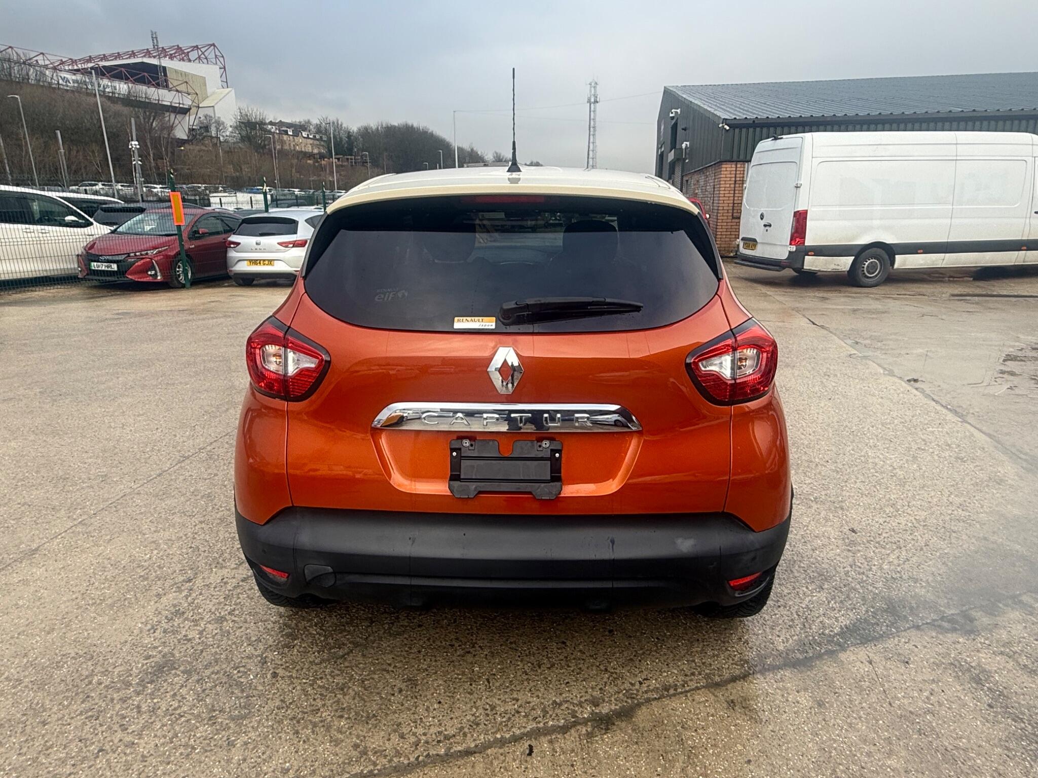 Renault Captur - Image 5
