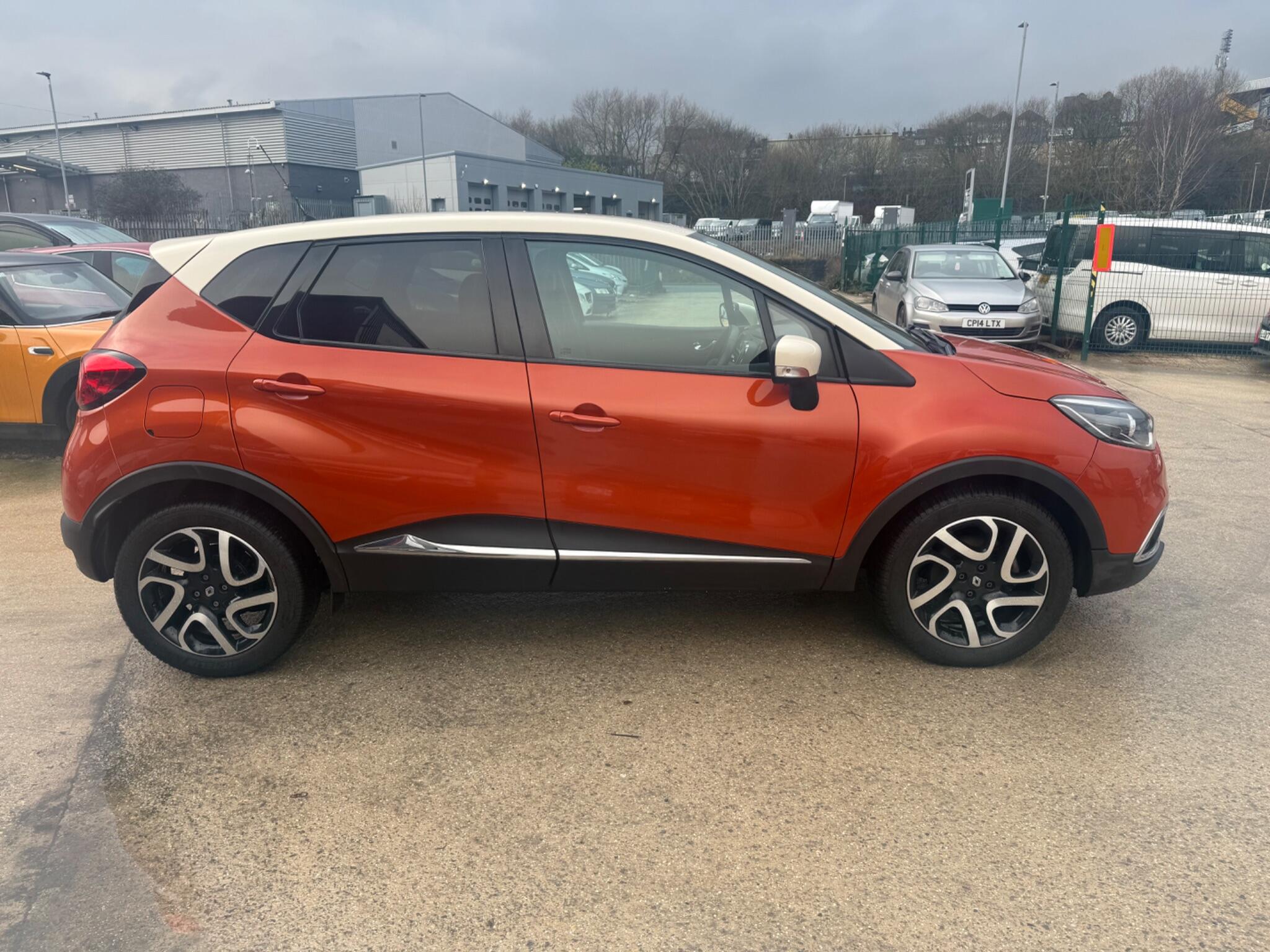 Renault Captur - Image 7