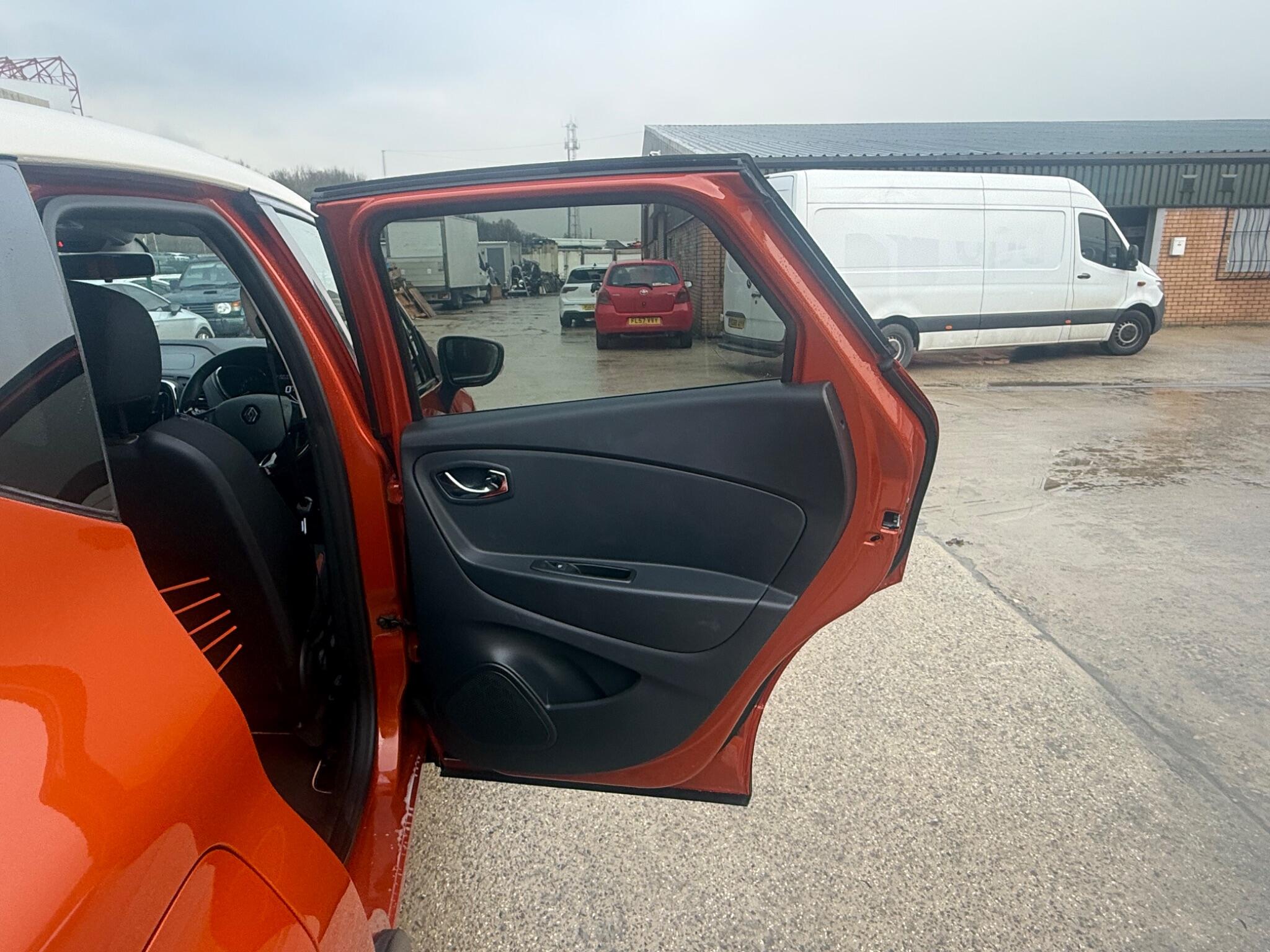 Renault Captur - Image 9