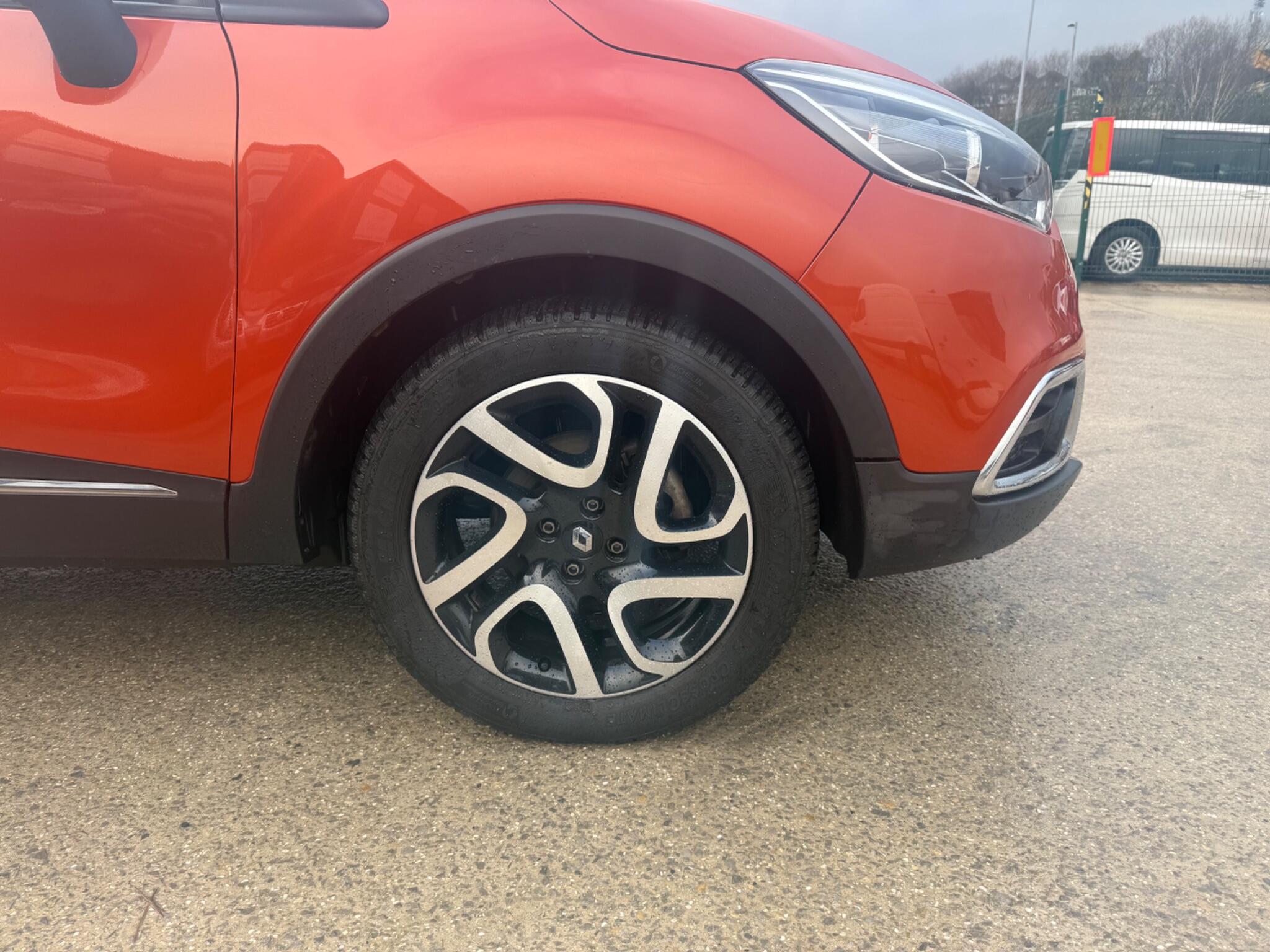 Renault Captur - Image 27