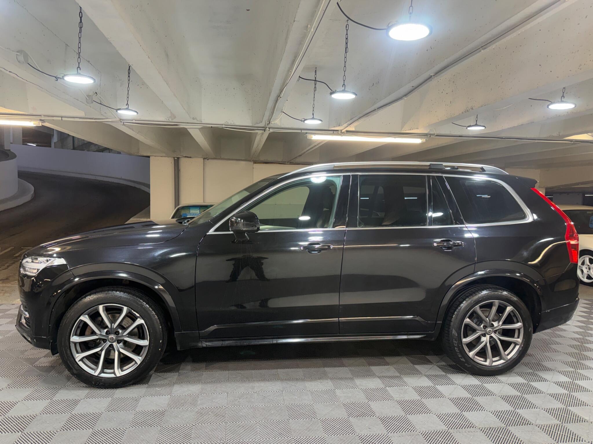 Volvo XC90 - Image 2