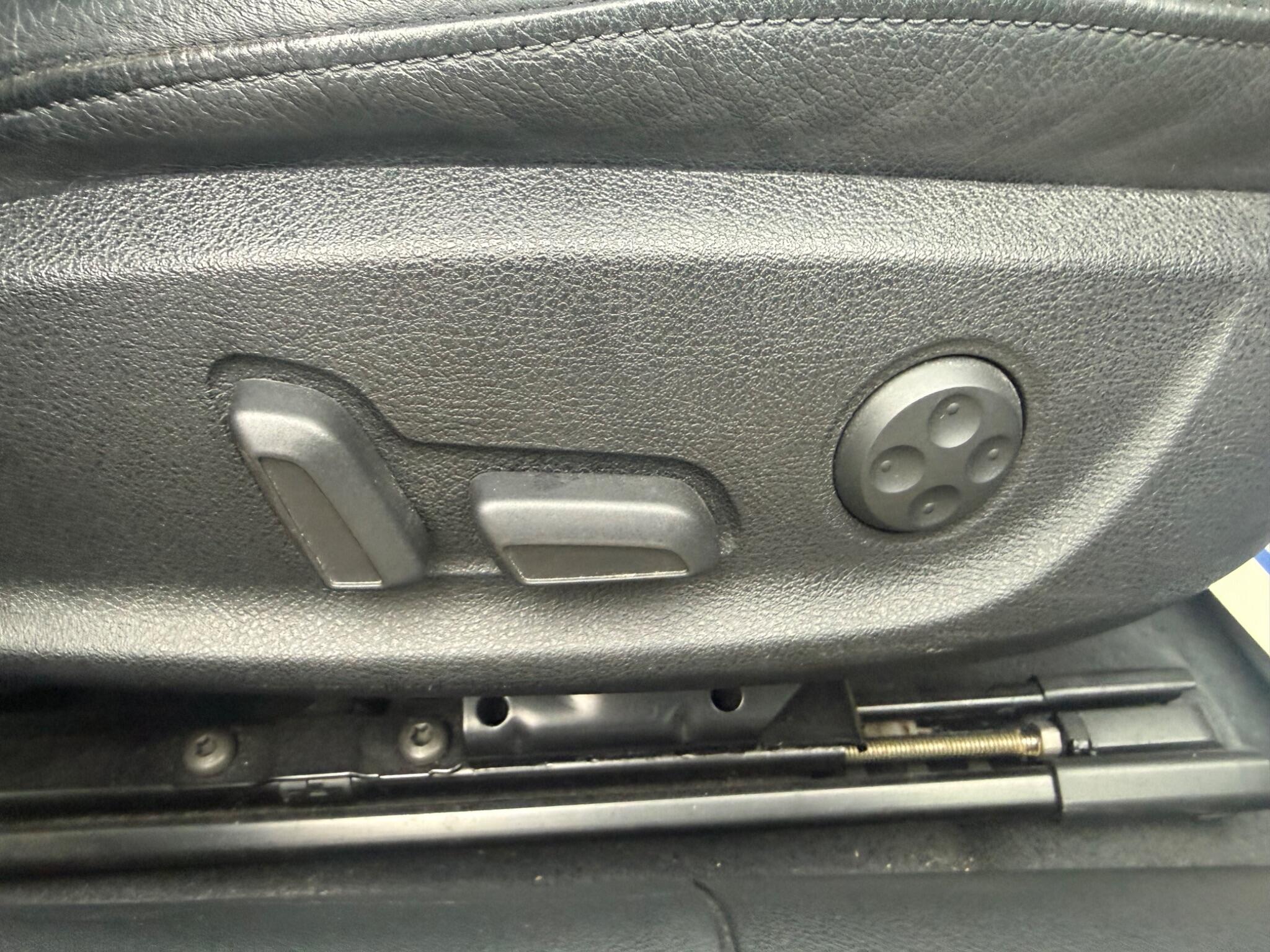 Audi A6 Saloon - Image 21