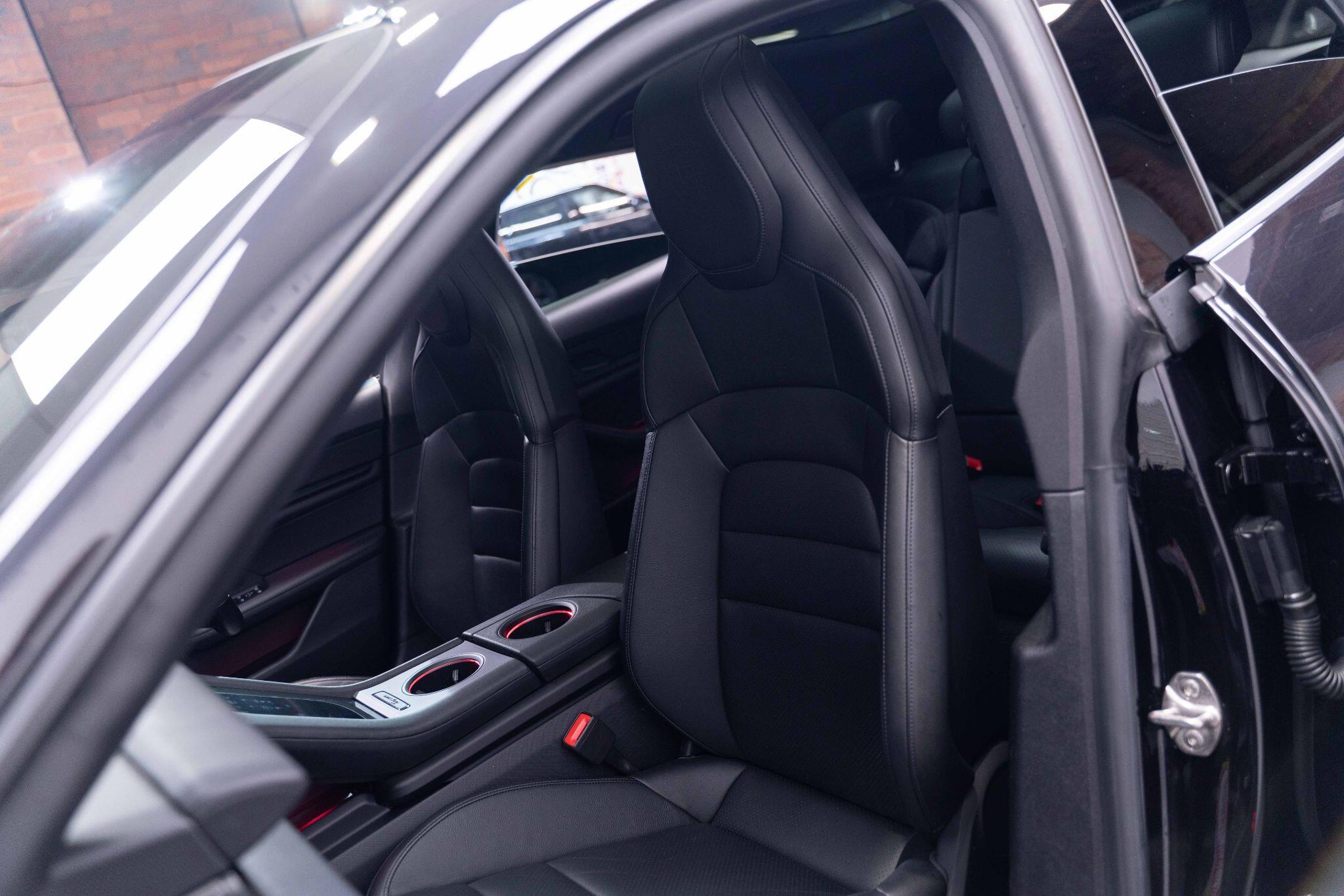 Porsche Taycan - Image 39