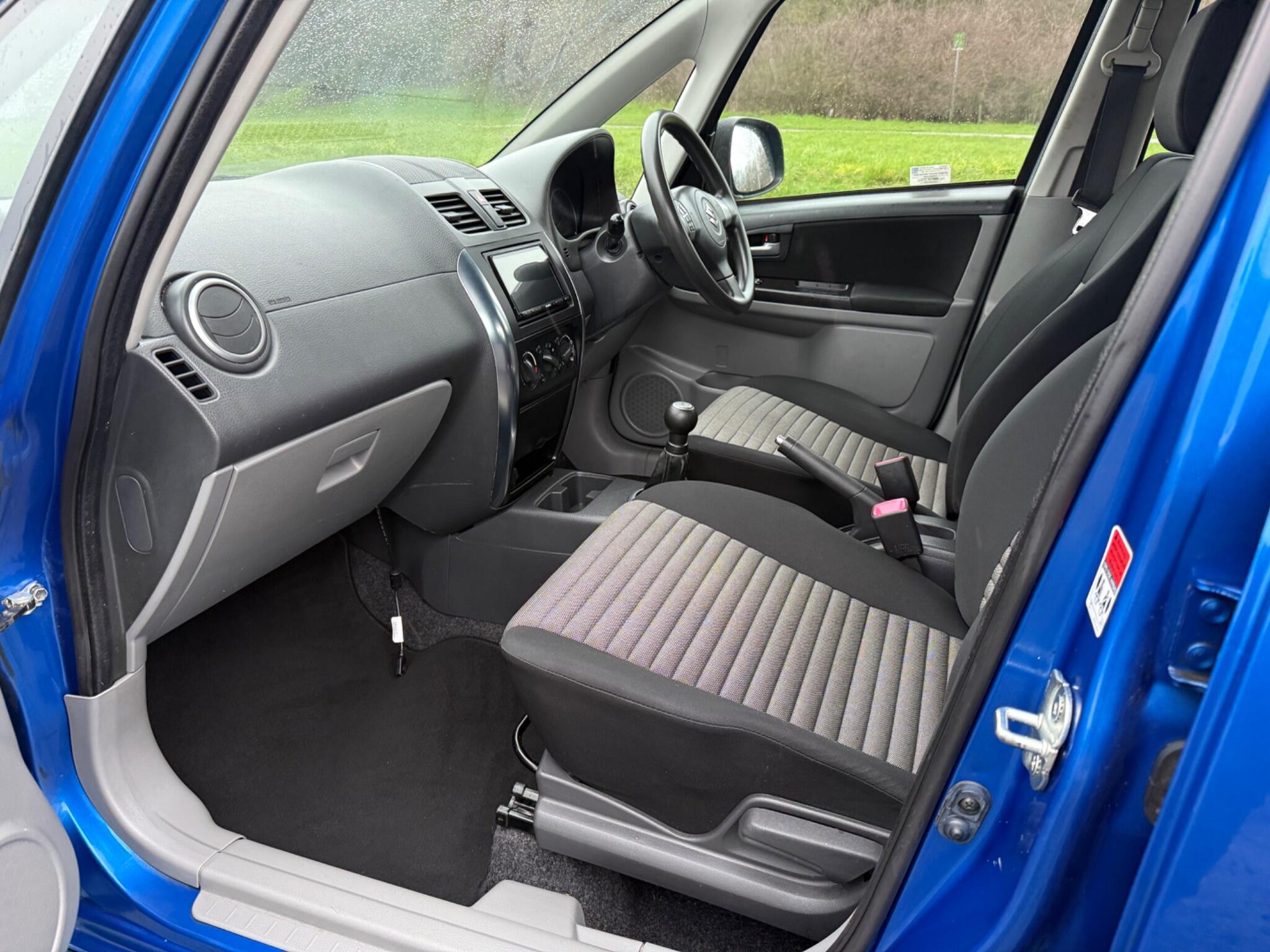 Suzuki SX4 - Image 4