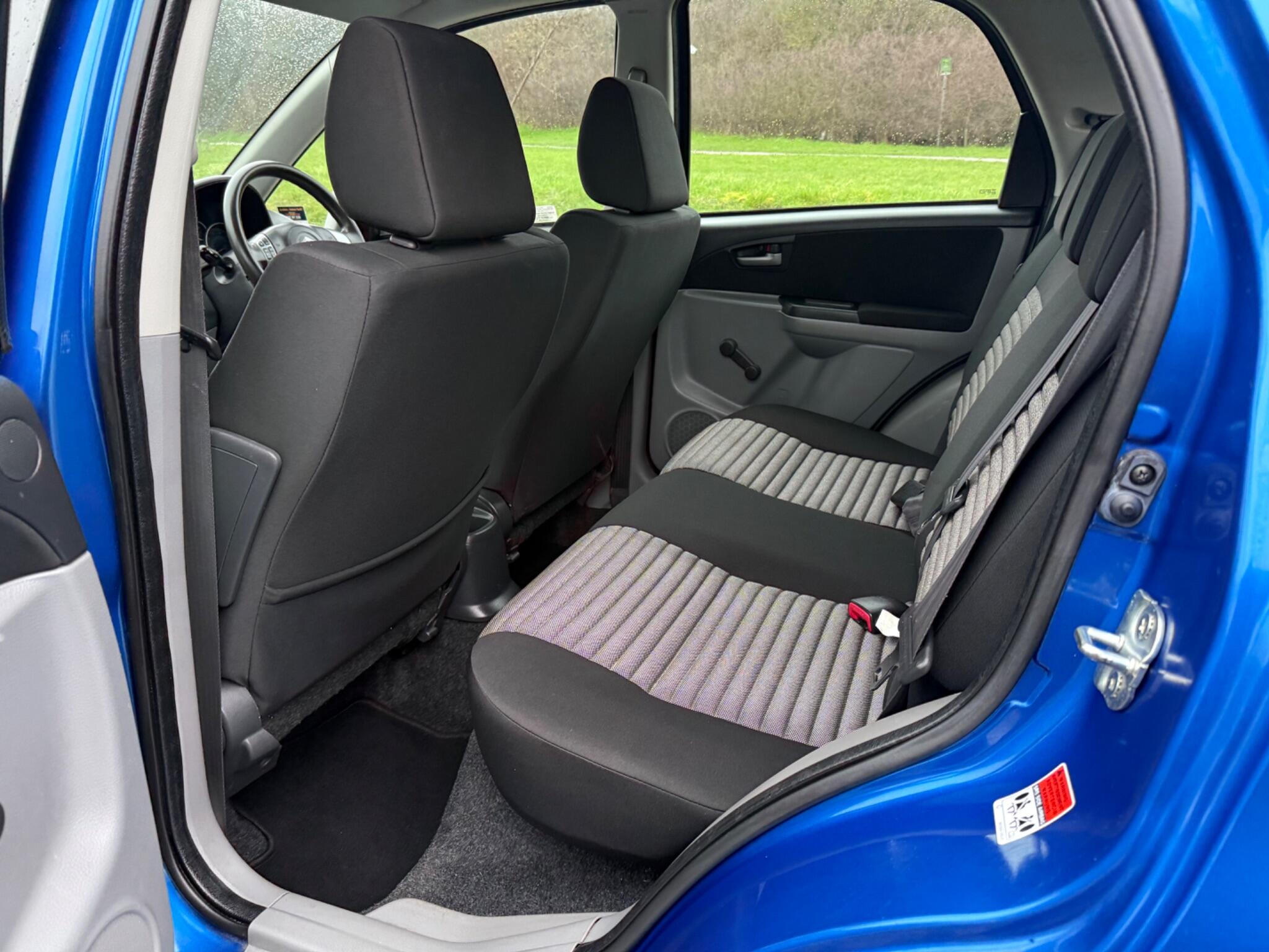 Suzuki SX4 - Image 6