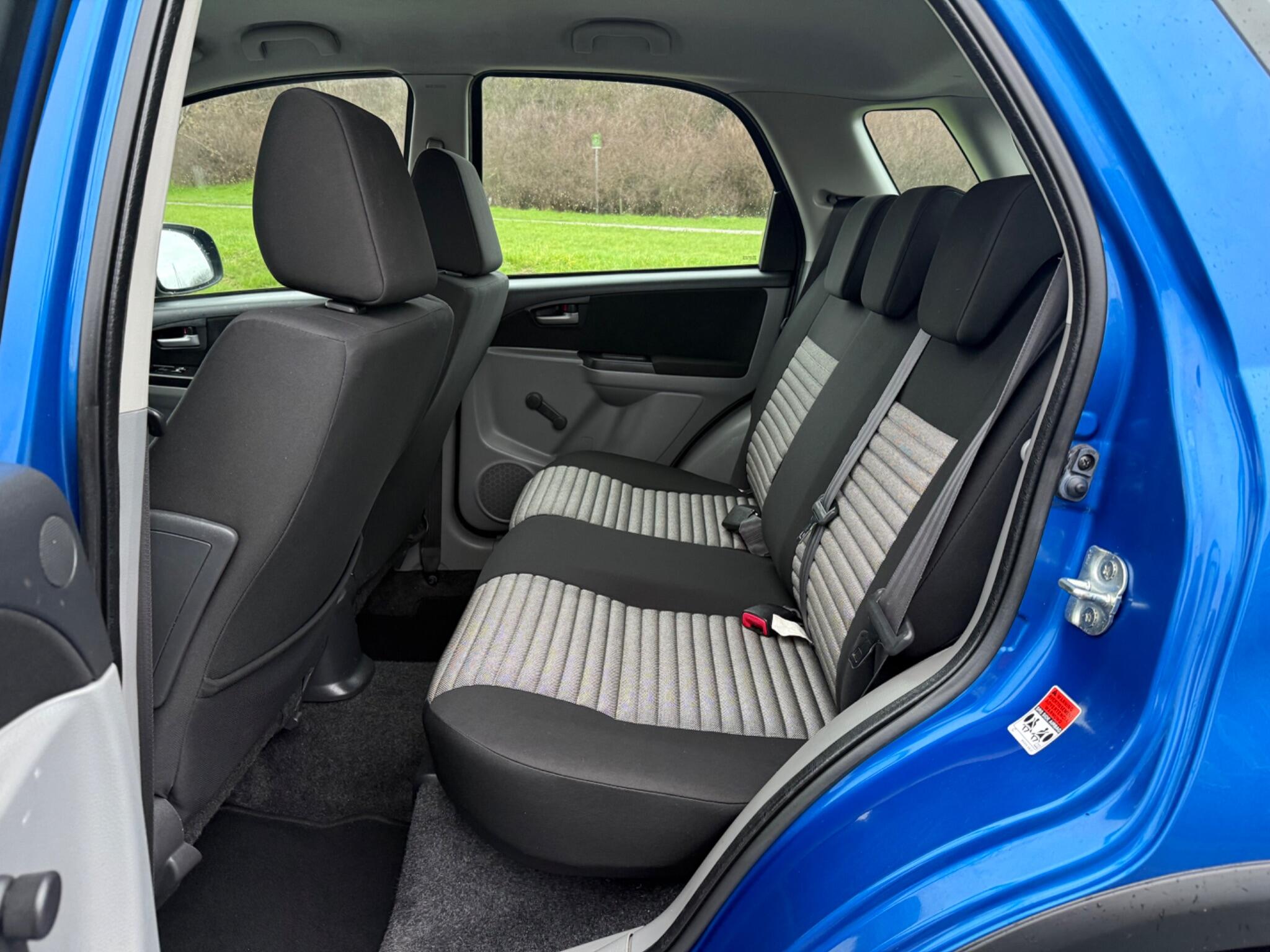 Suzuki SX4 - Image 8