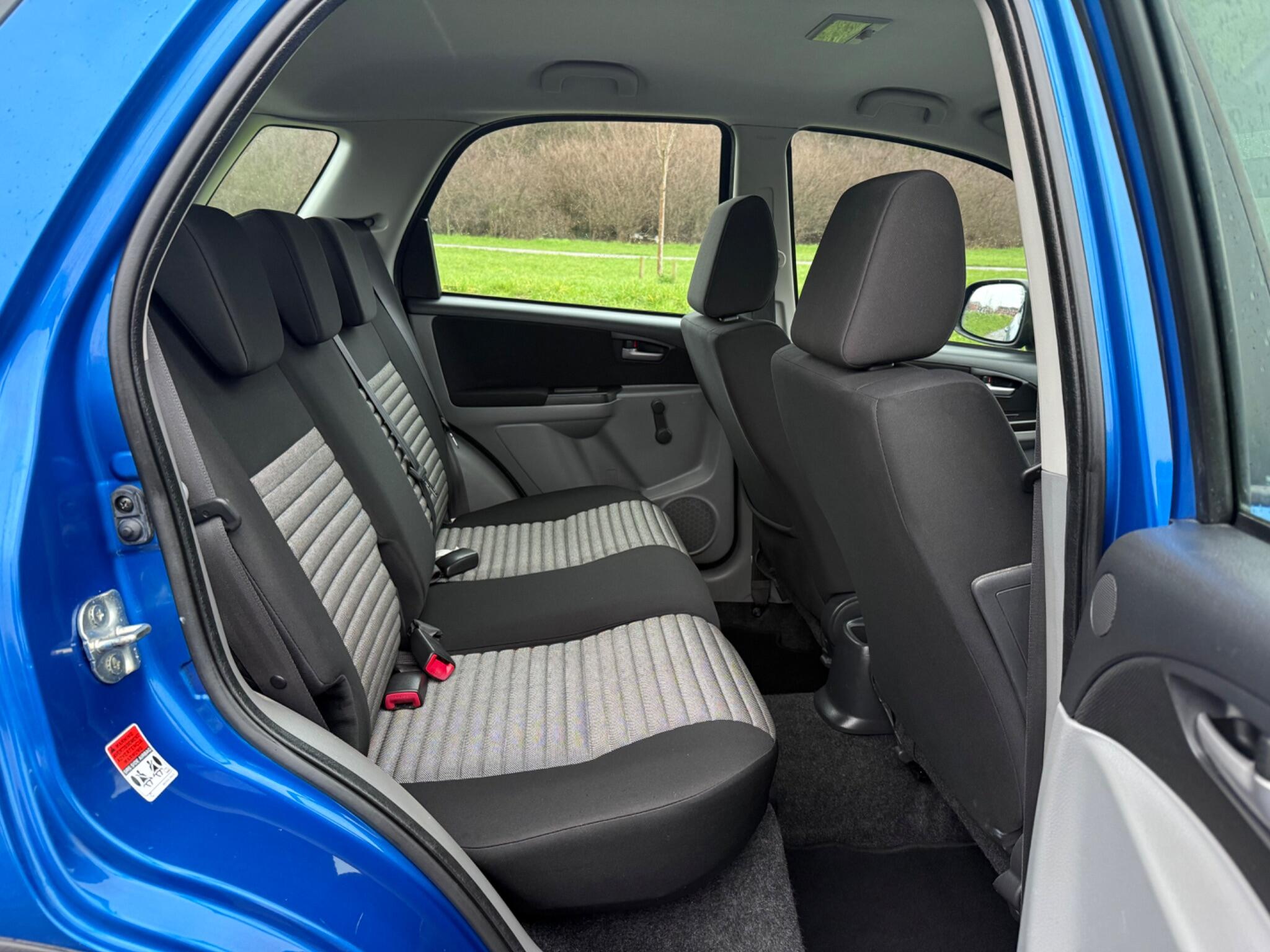 Suzuki SX4 - Image 12